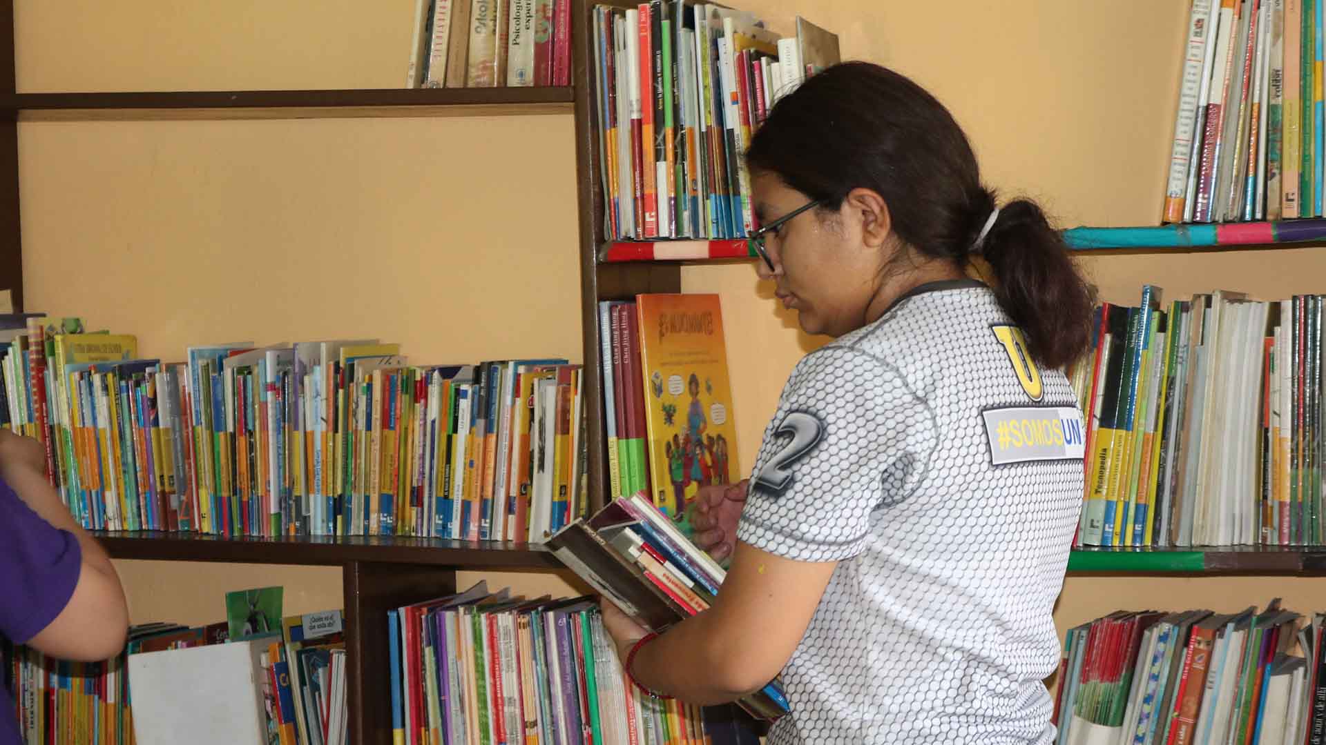 Van estudiantes de UANL al rescate de primaria de Guadalupe