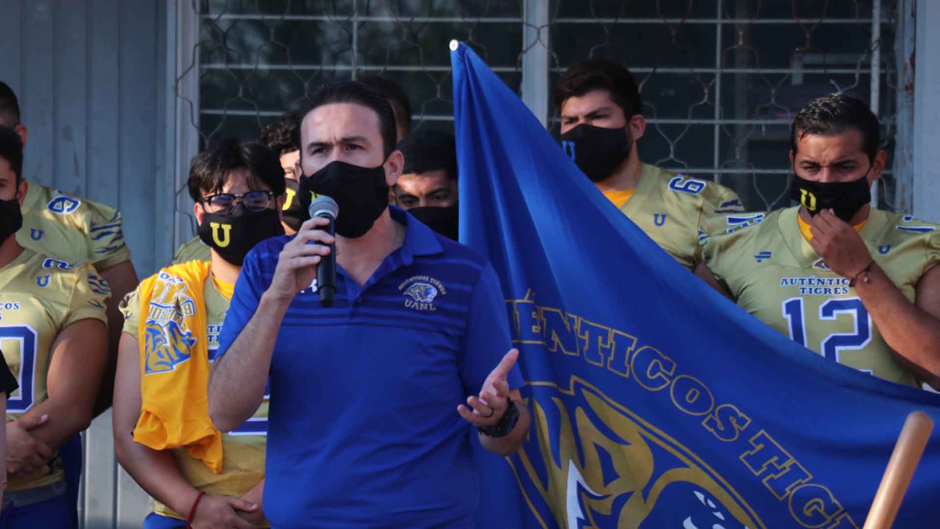 Vuelven Auténticos para apadrinar escuela