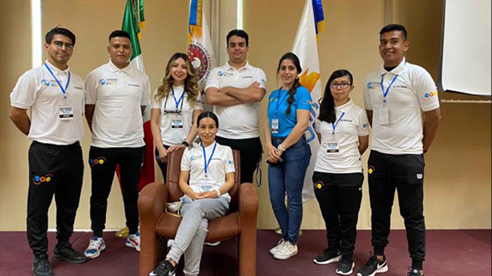 Activa taller de UANL a adultos mayores