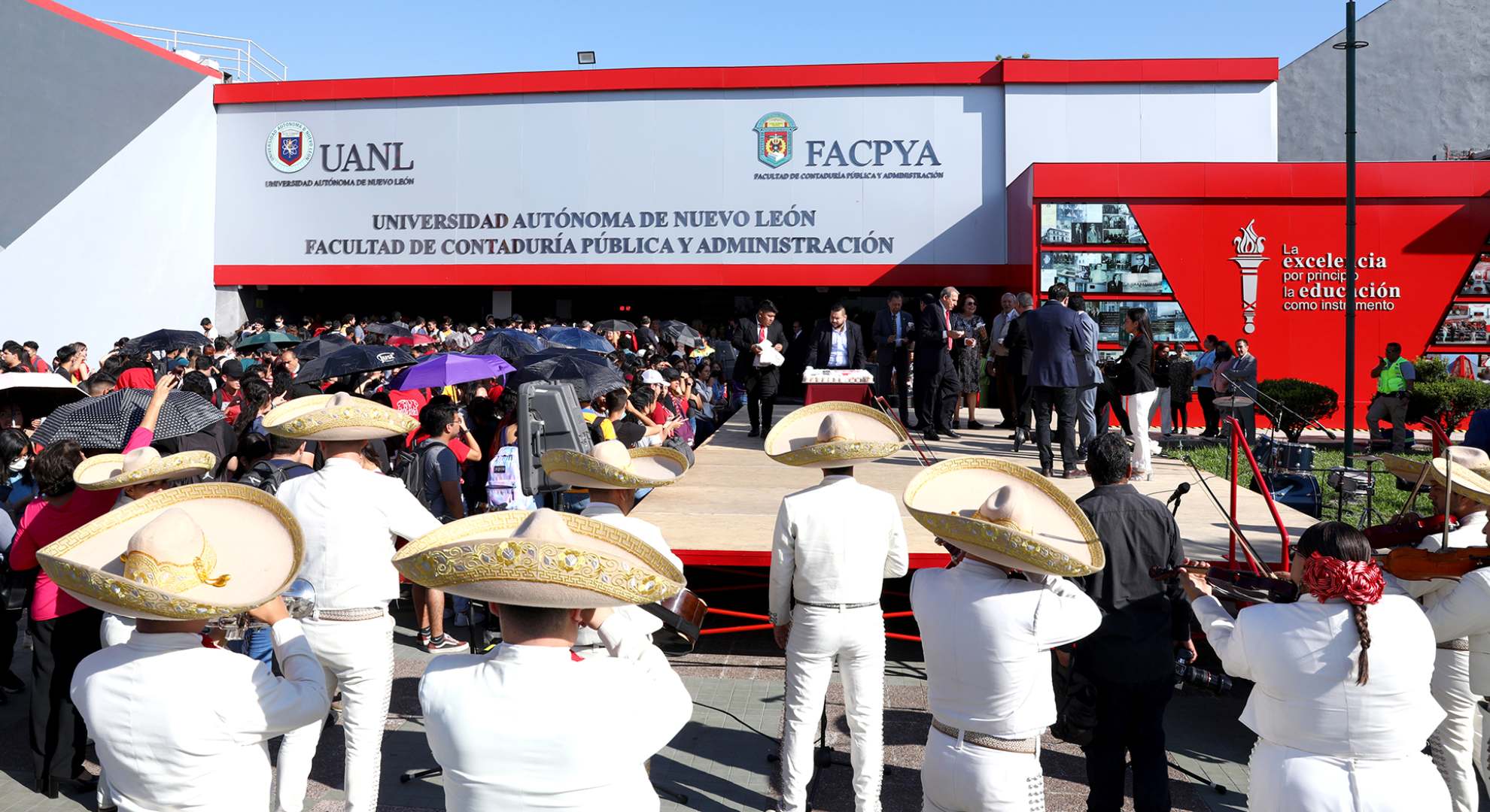 Enorgullece a UANL el 70 aniversario de FACPYA