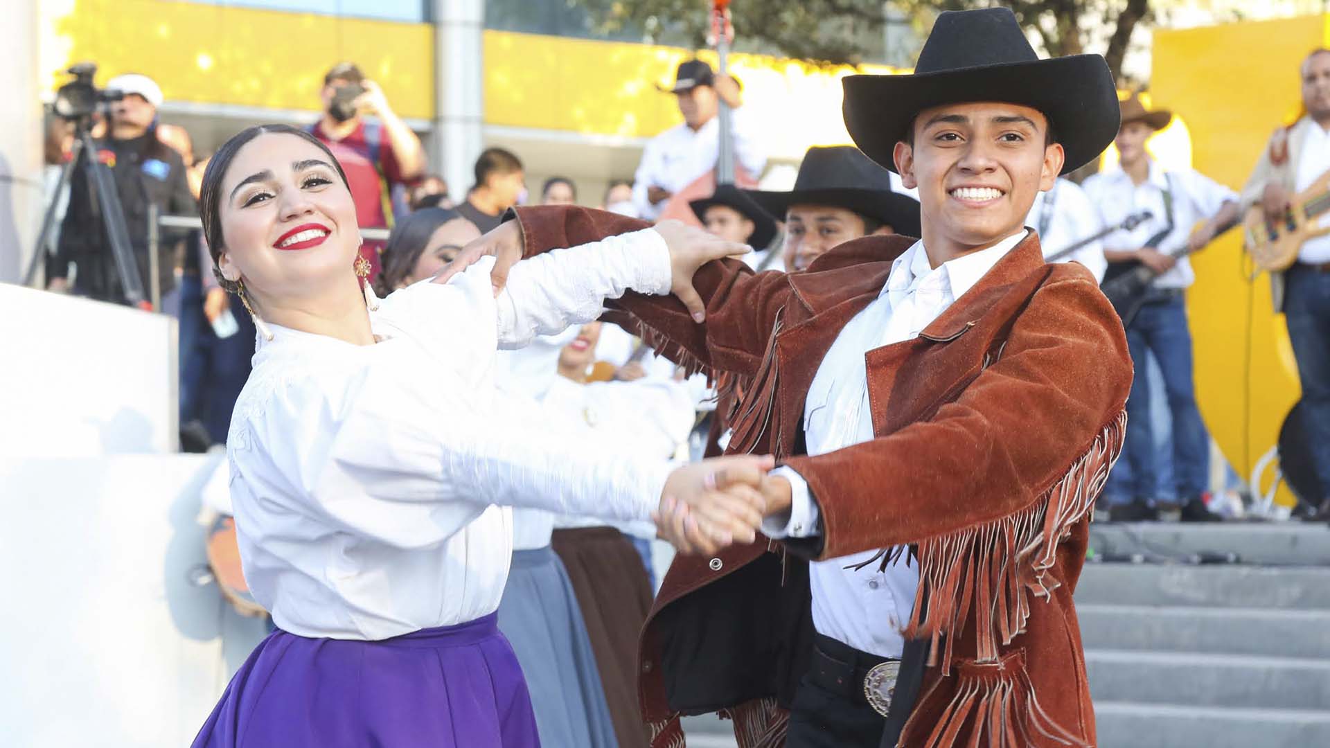 Audicionarán al talento universitario en danza folklórica