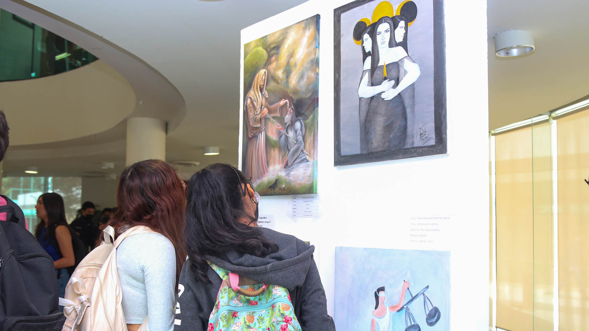 Celebra FACDYC Semana Estudiantil con exposición mitológica