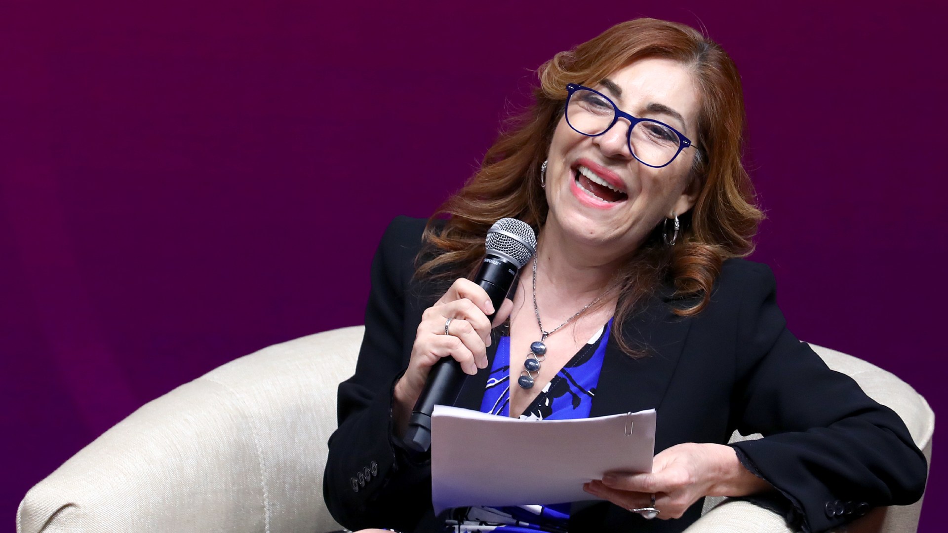 Inspiran egresadas de UANL a jóvenes universitarias