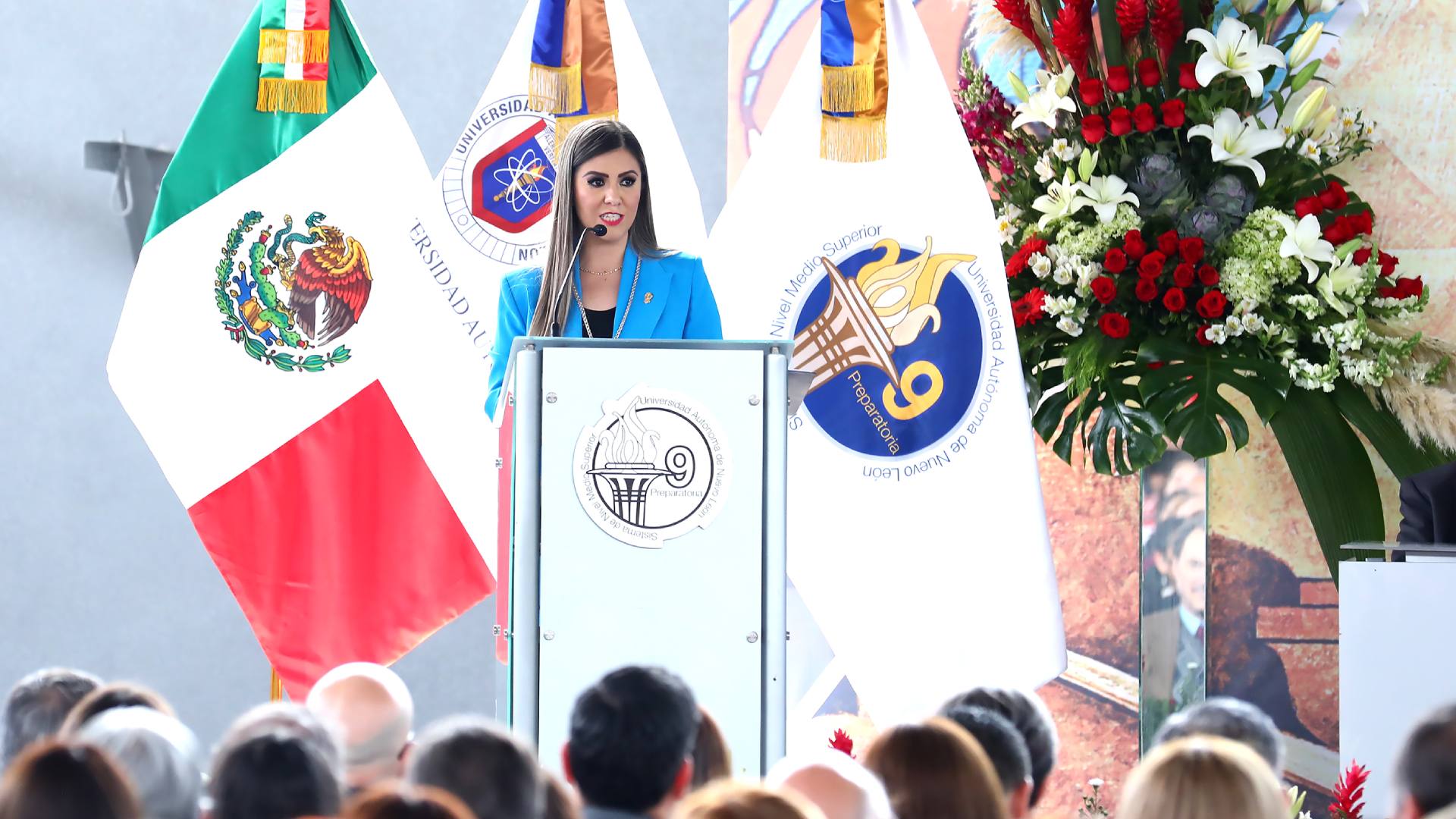 Comprometida con la formación de bachilleres con calidad humana