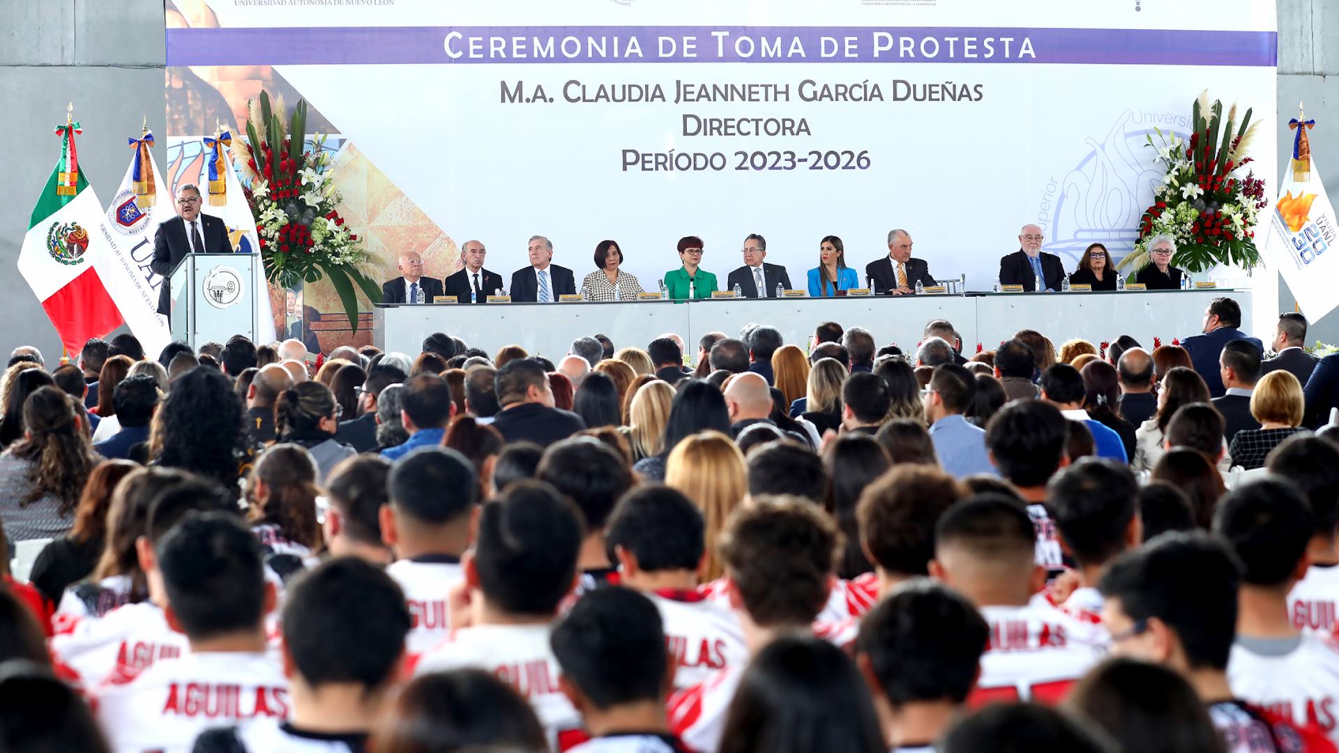 Comprometida con la formación de bachilleres con calidad humana