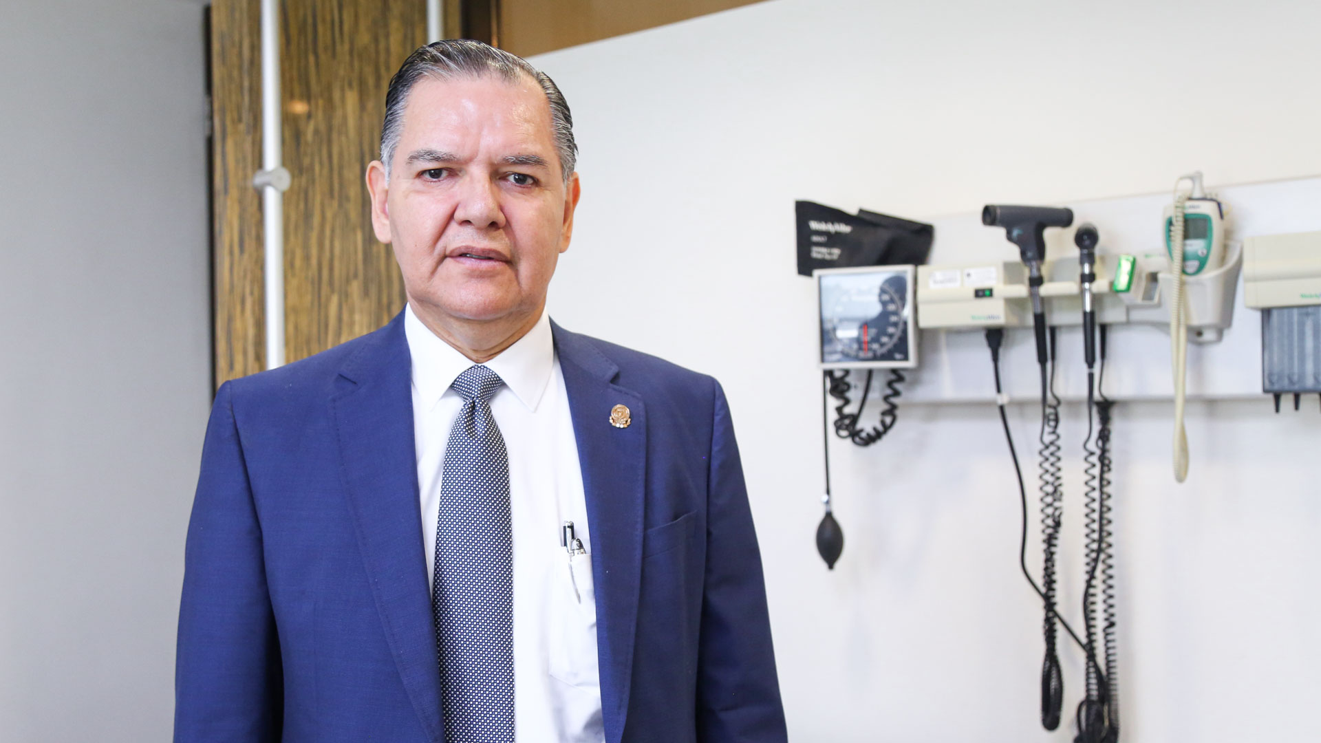 UANL Doctor Appointed Master of Mexican Rheumatology Vida
