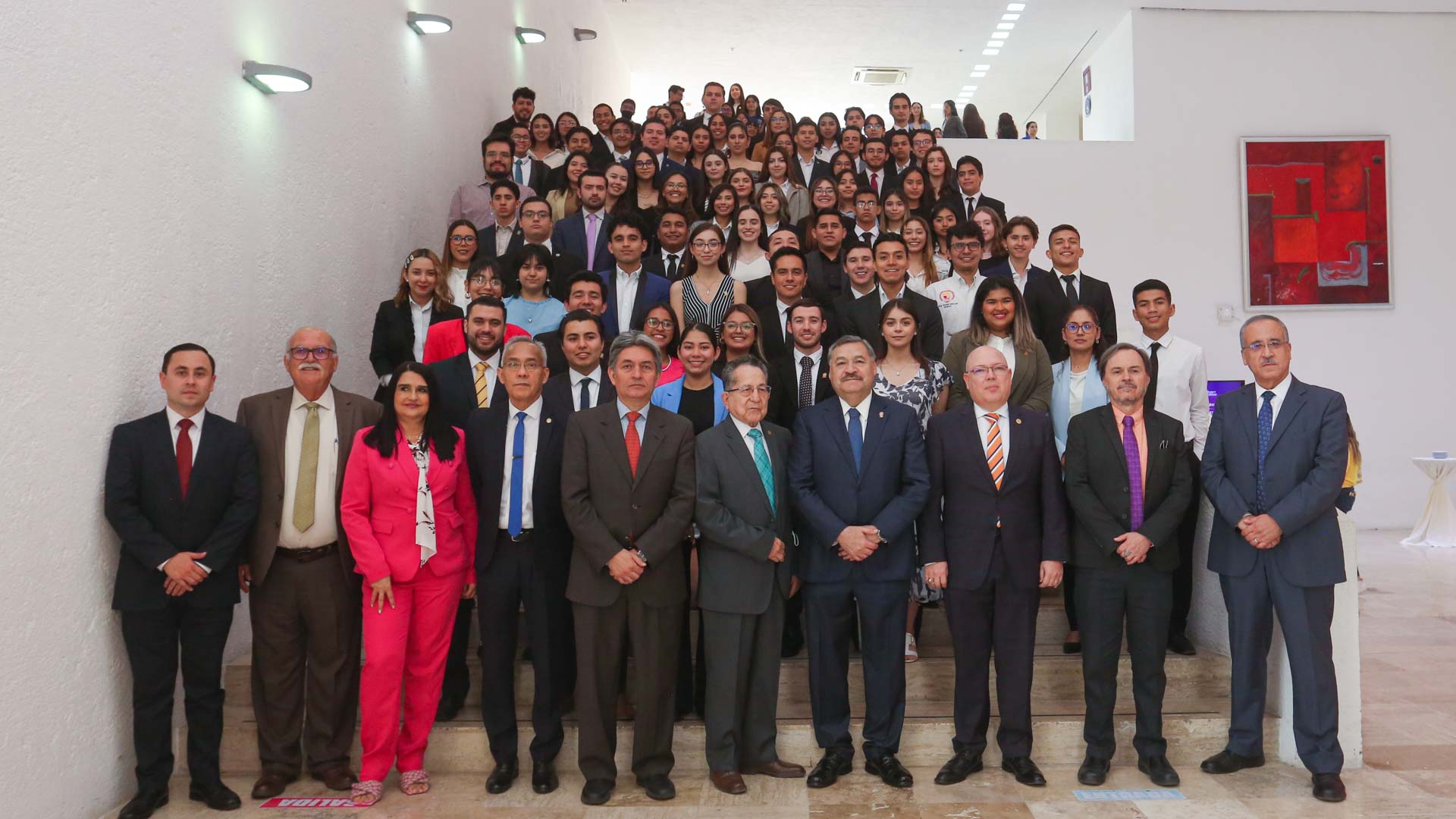 Exponen al Rector inquietudes estudiantiles