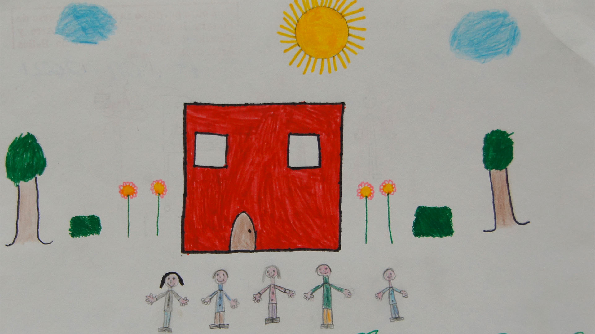 Niños expresan en dibujos y pinturas su lucha contra el cáncer