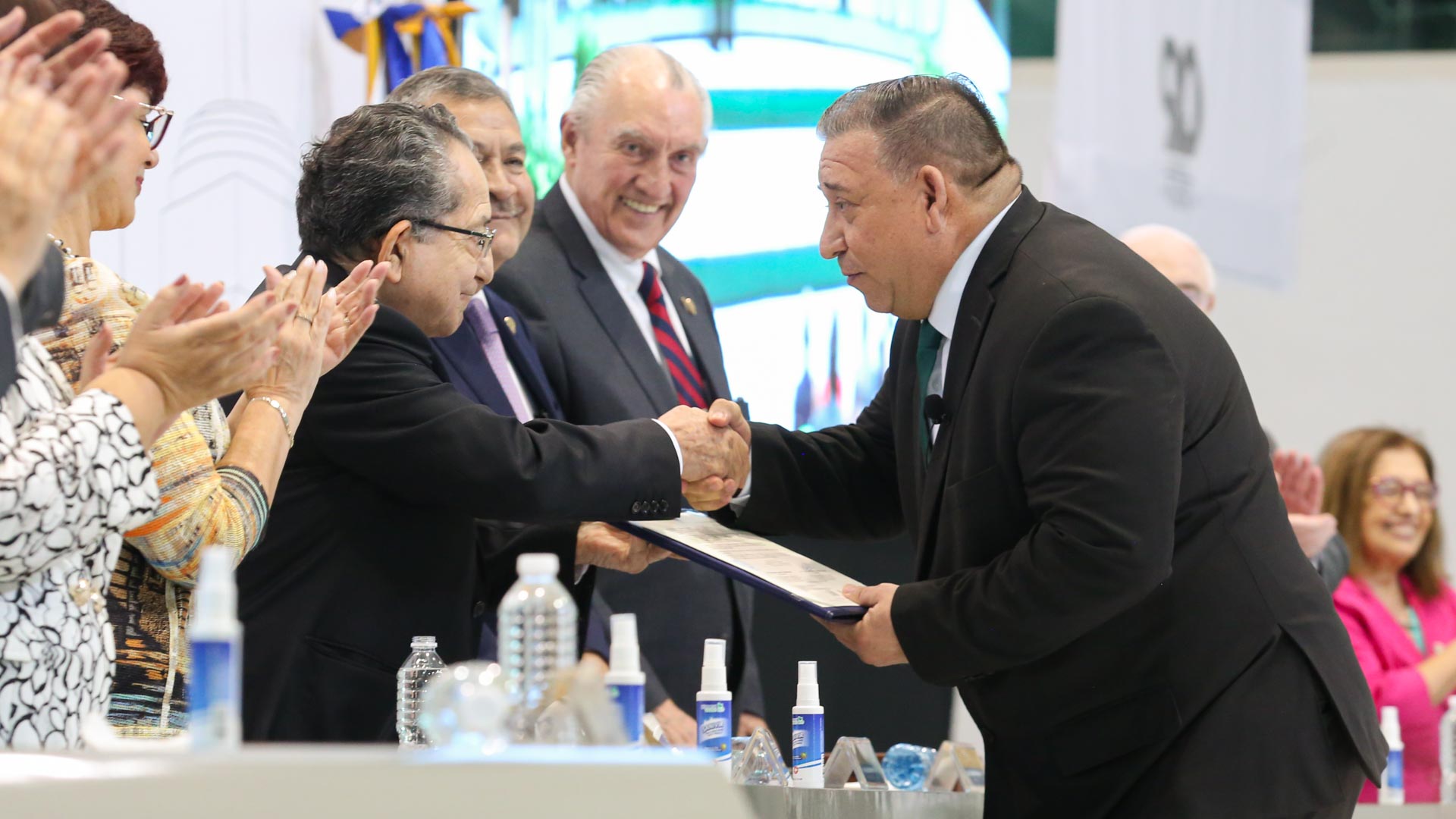 Reafirma Arnulfo Treviño compromiso con la FIME