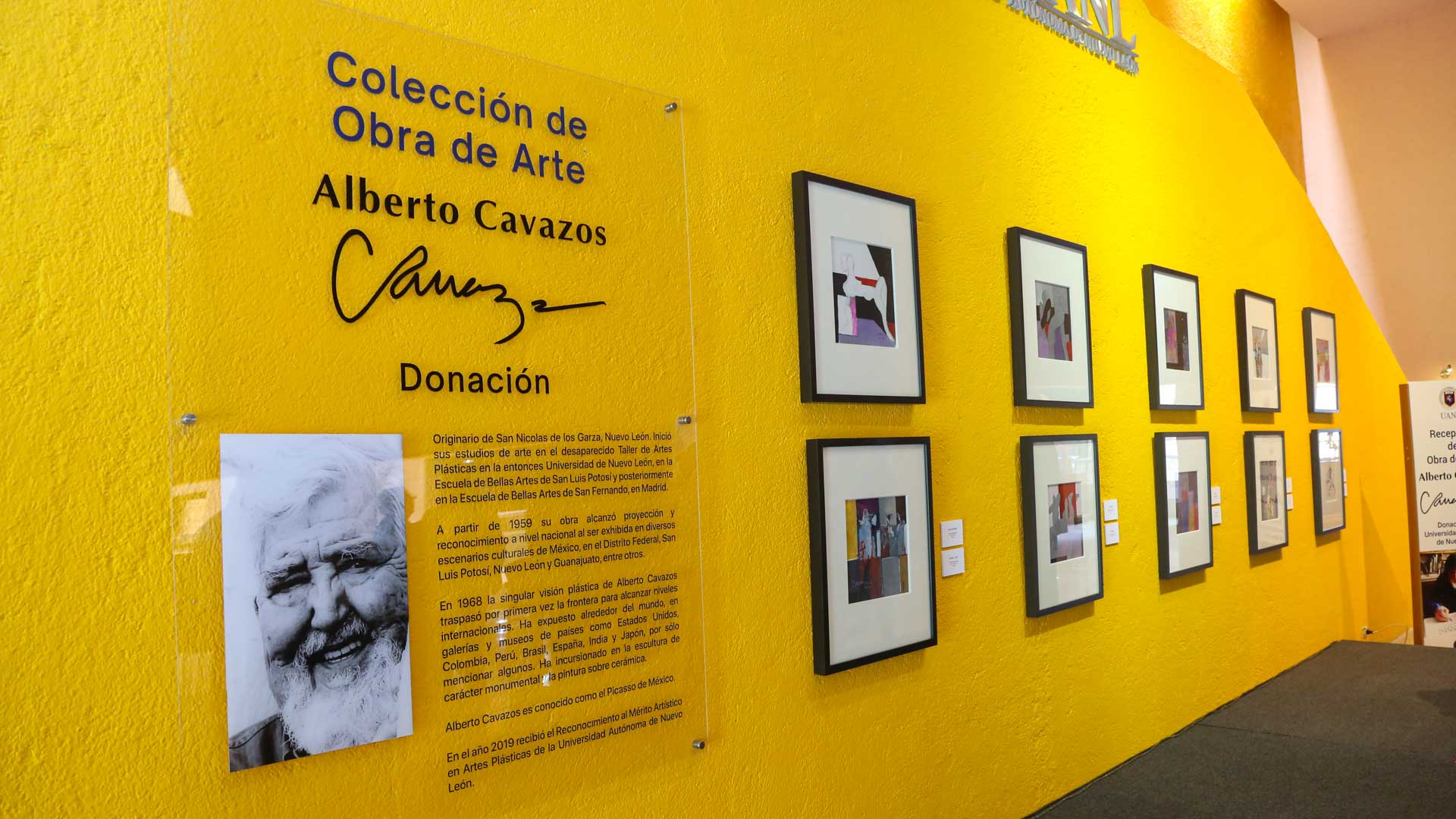 Dona Alberto Cavazos parte de su obra a UANL