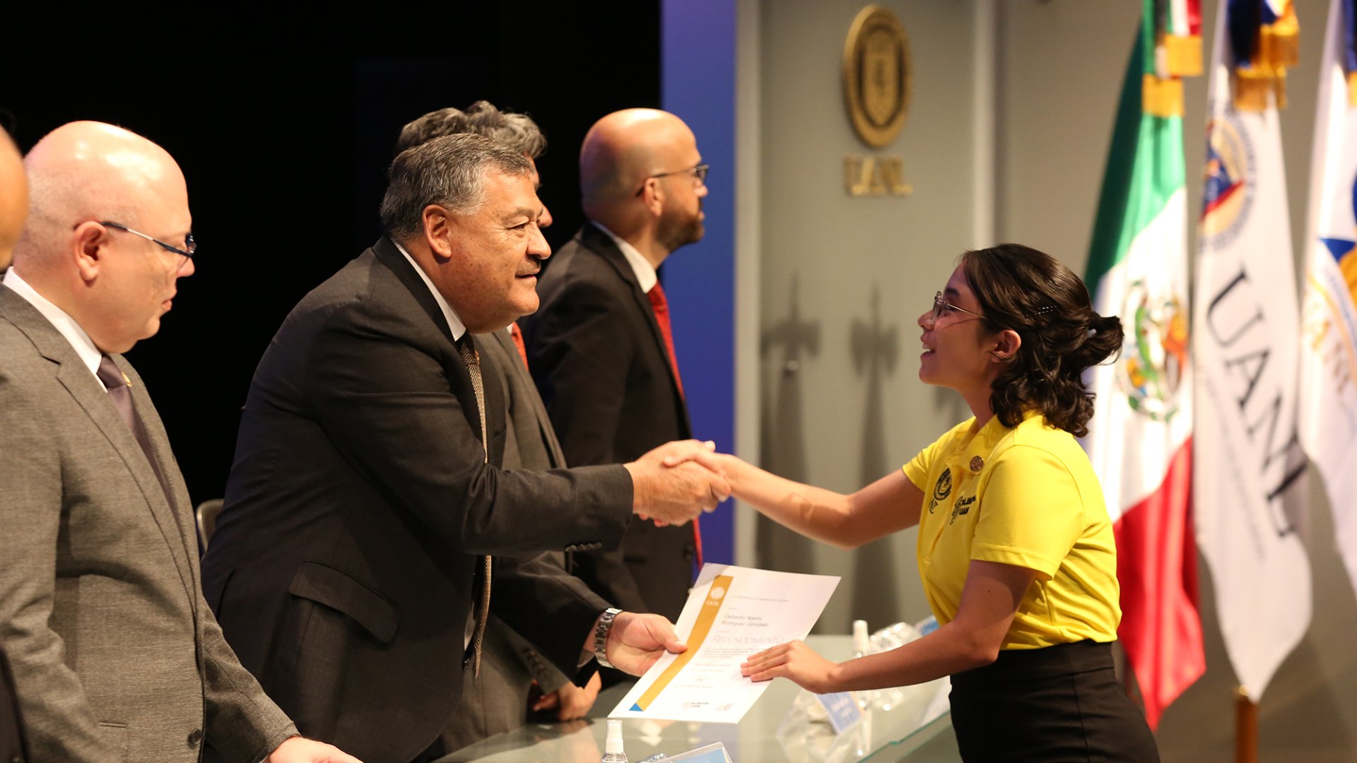 Destacan en programa de talentos por constancia académica