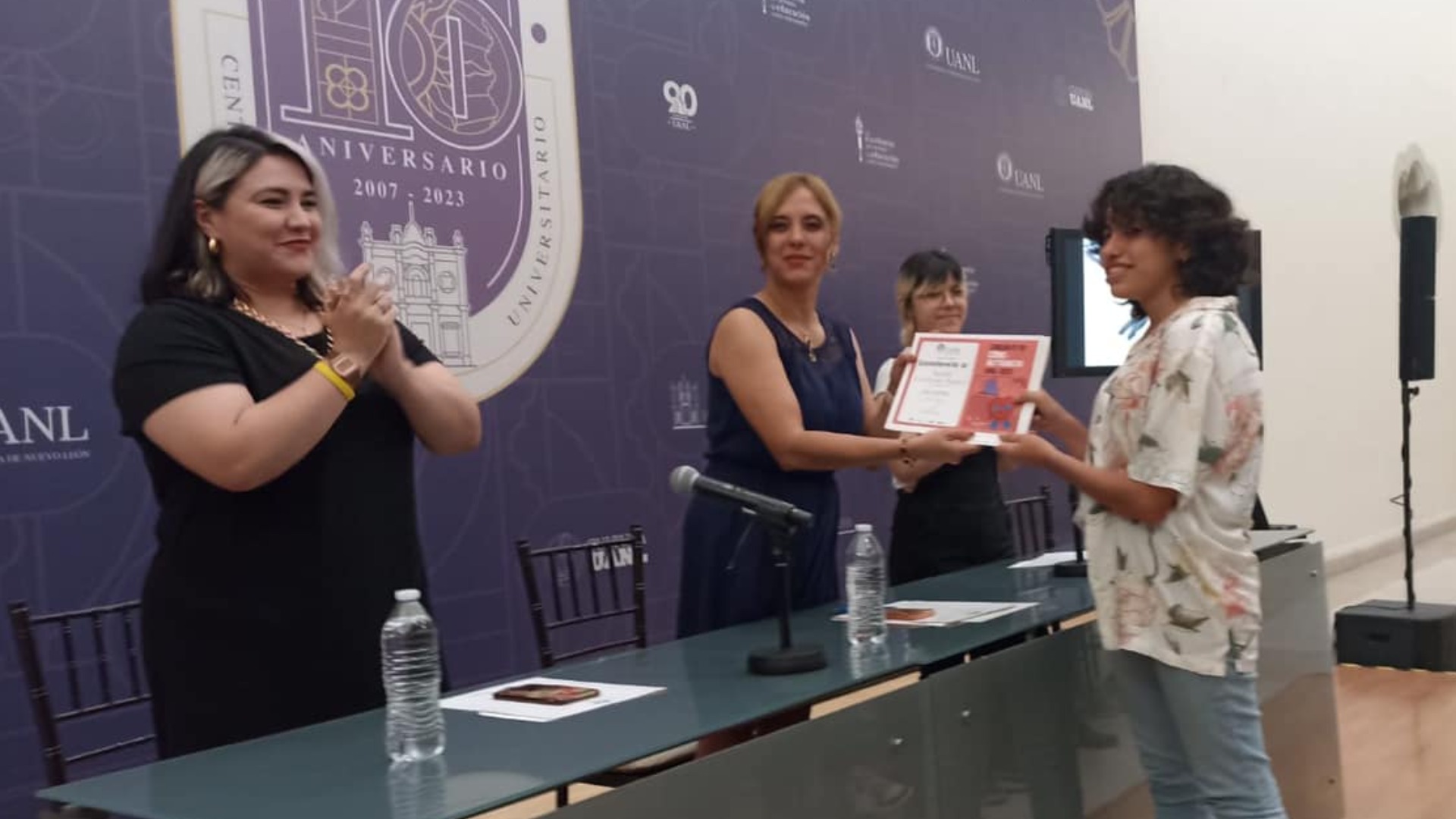 UANL premia y reconoce creatividad artística