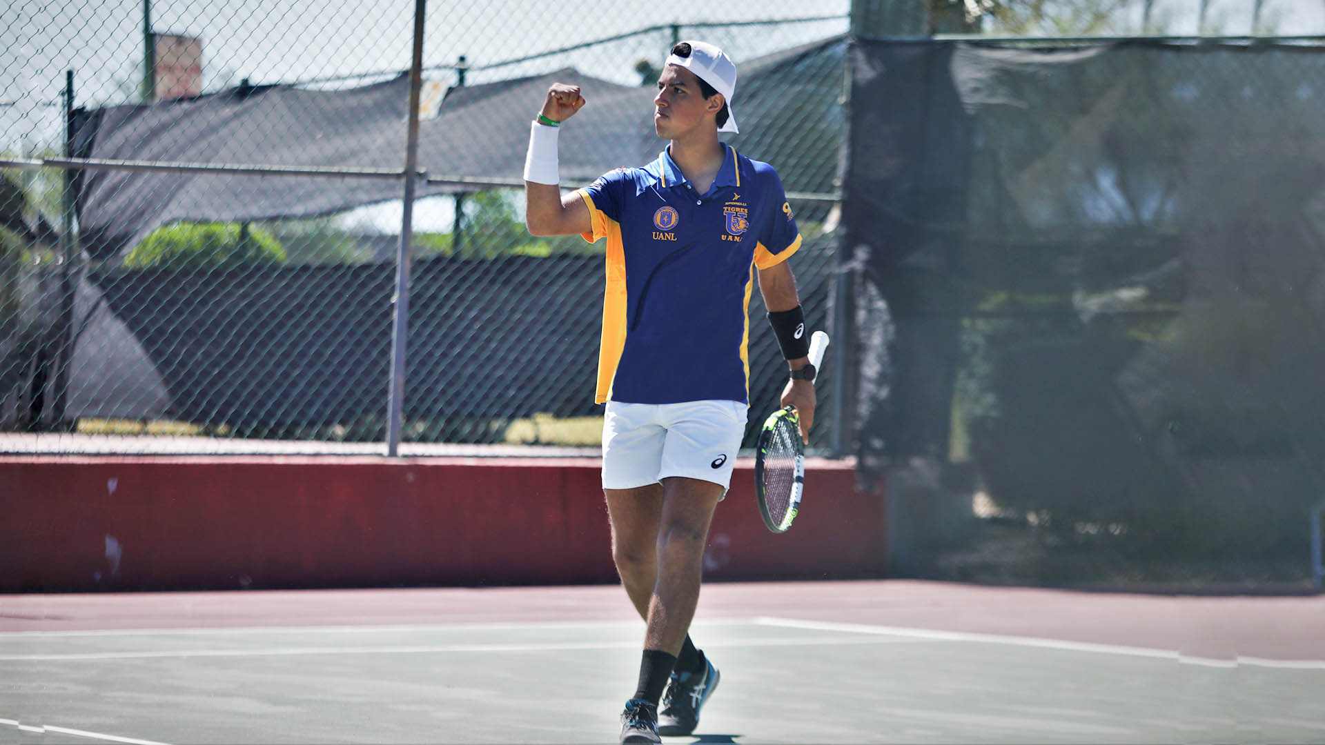 Sigue haciendo historia en el tenis de la UANL