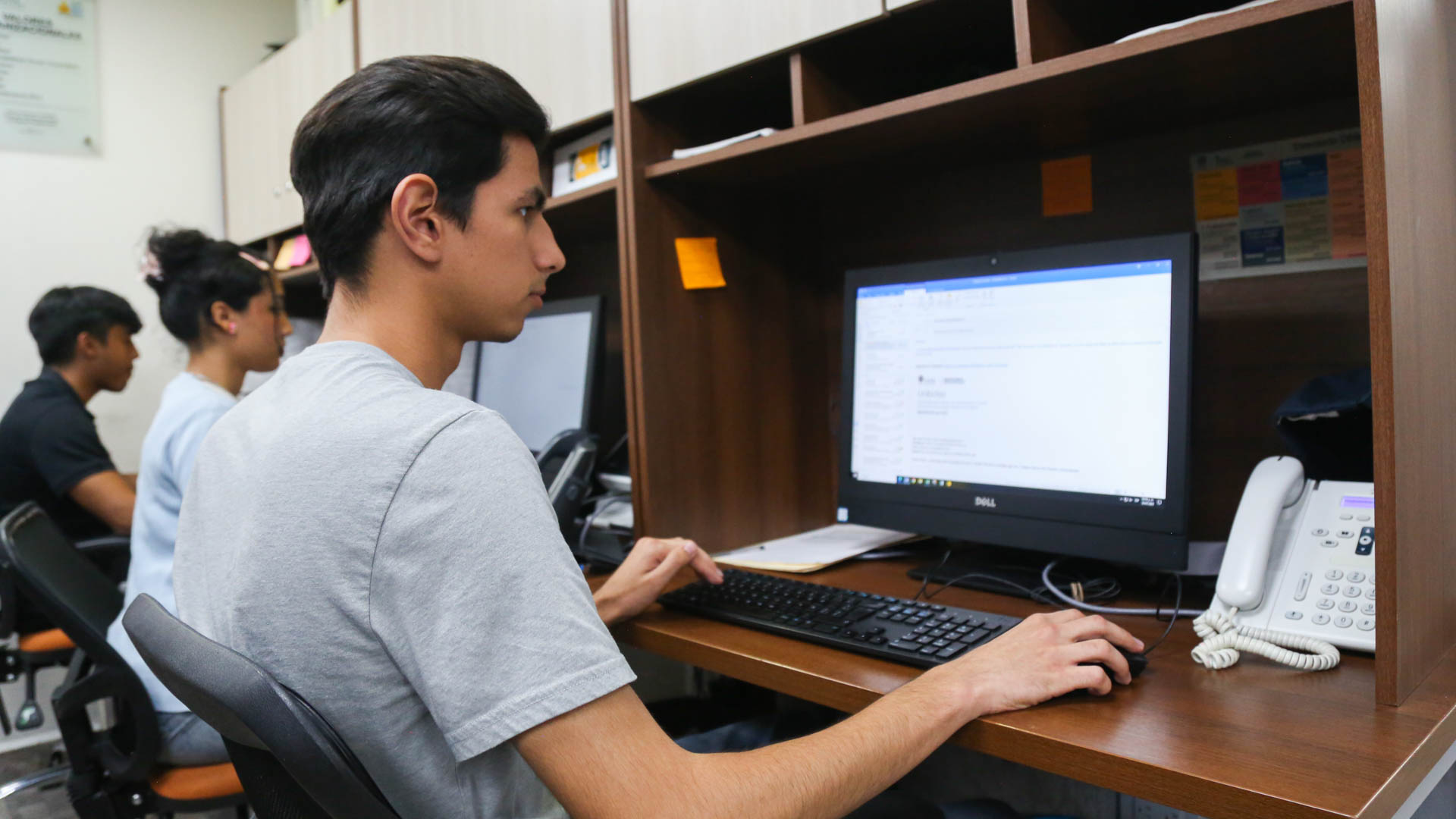 Servicio social proyecta a los alumnos de forma solidaria con la sociedad