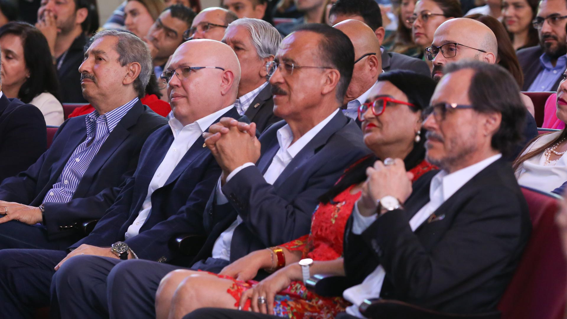 Dialogan en UANL sobre panorama de la ciencia y educación en México