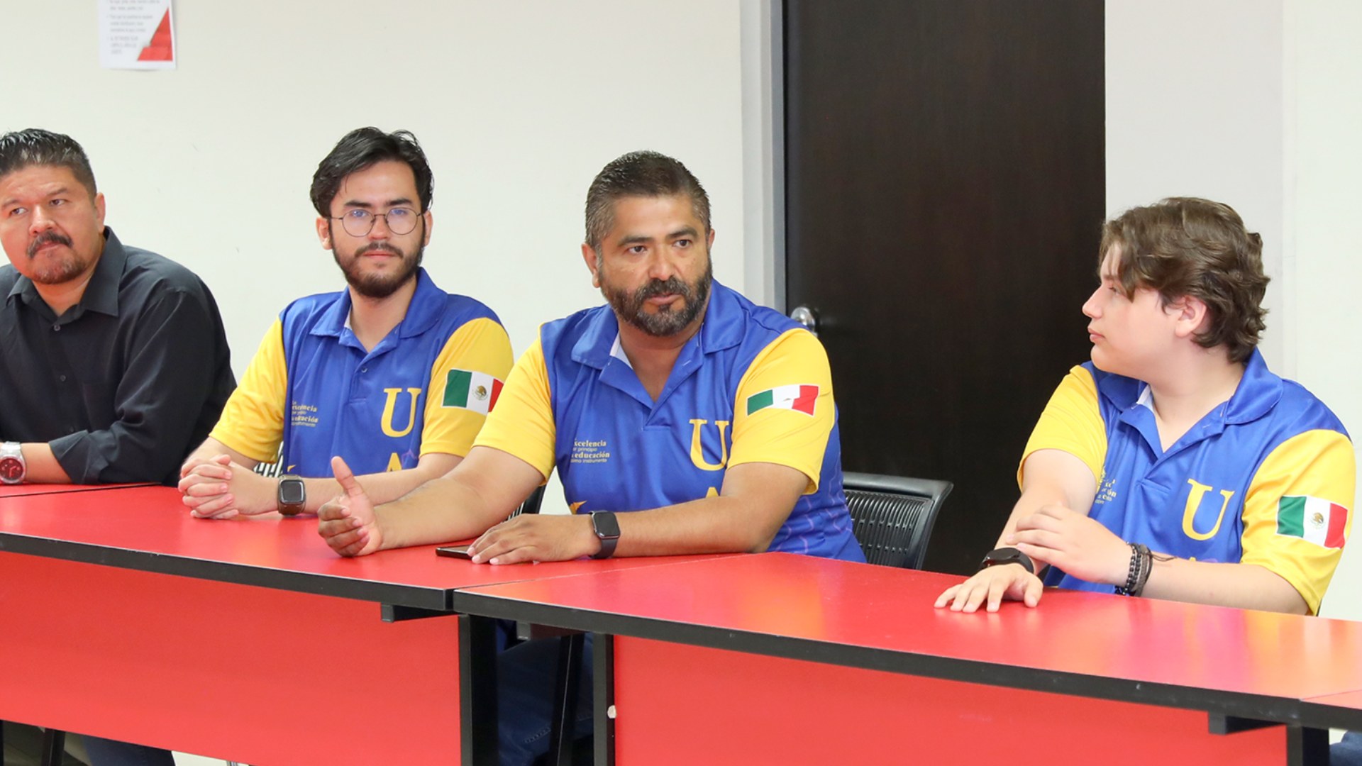 Refrenda UANL apoyo a estudiantes talento
