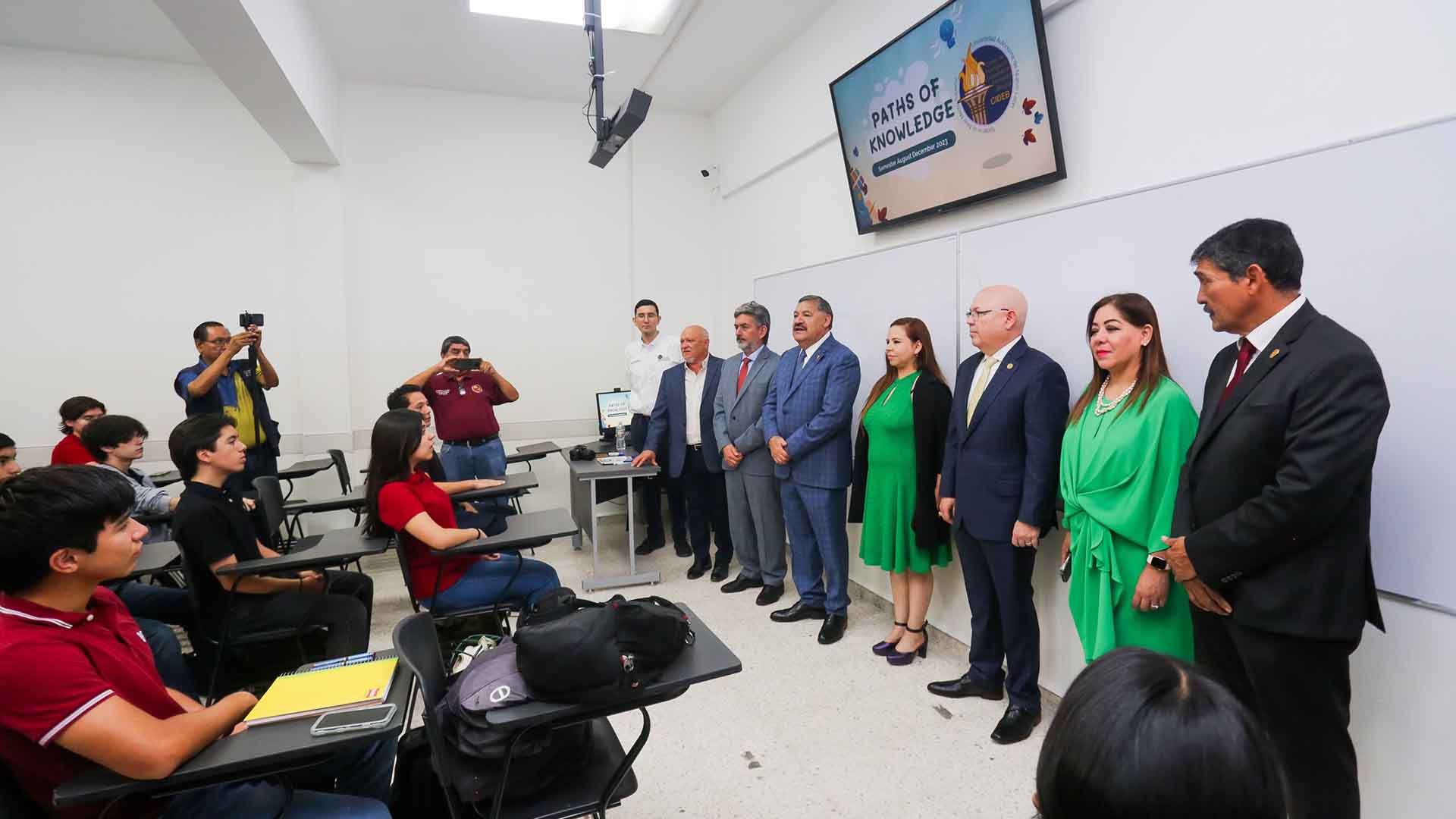 Inaugura UANL la Unidad Obispado del CIDEB