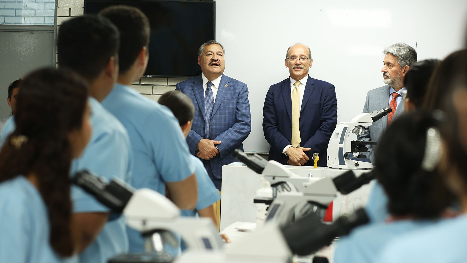 Amplía Técnica Médica sus instalaciones