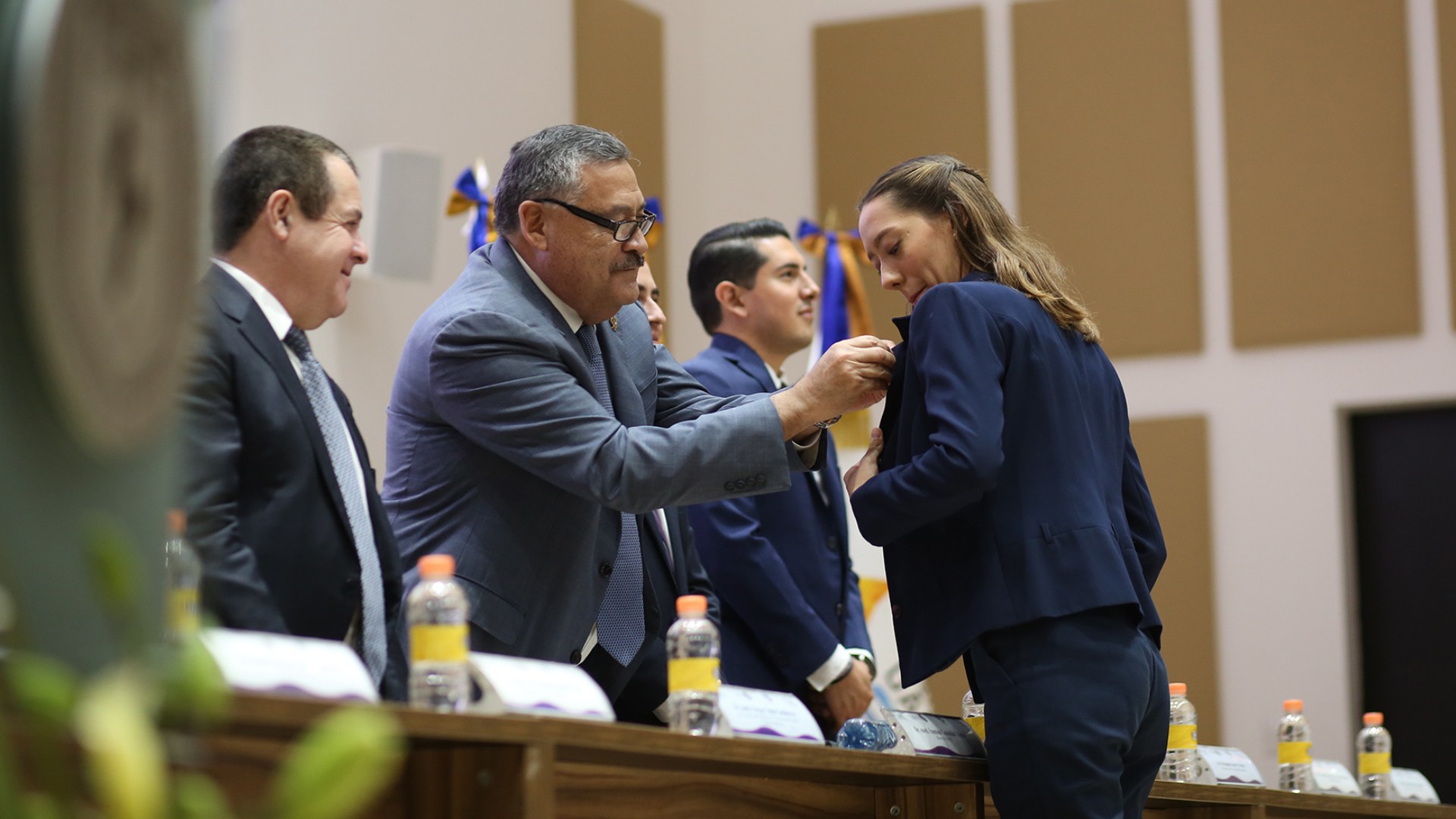Toma protesta nueva mesa directiva de la Facultad Medicina