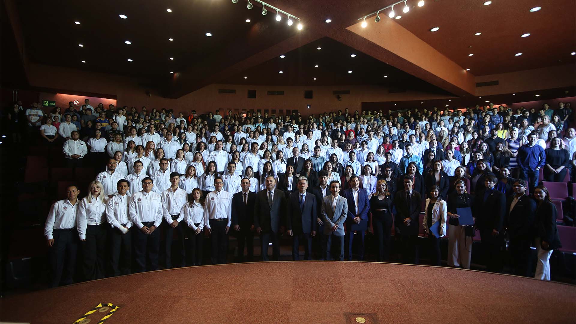 Tienen nuevos líderes federaciones universitarias de UANL