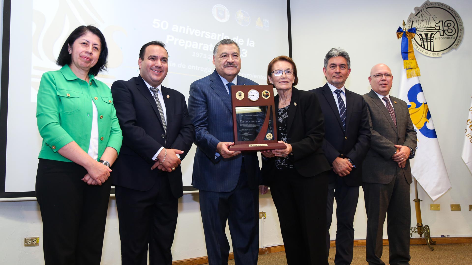 Festejan 50 años de logros e historia de la Preparatoria 13