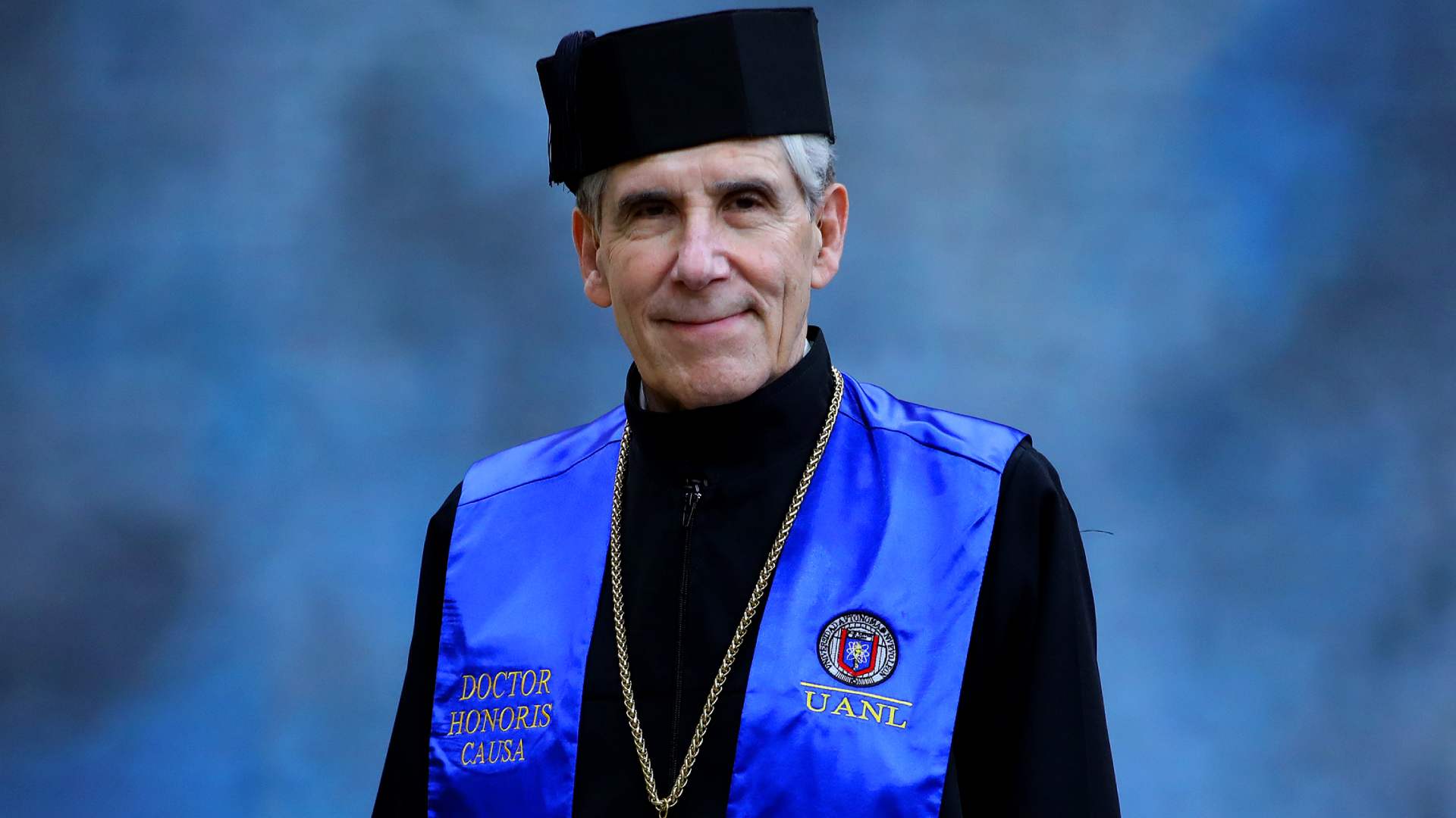 Concede UANL Honoris Causa a Julio Frenk y Víctor Manuel Villalobos