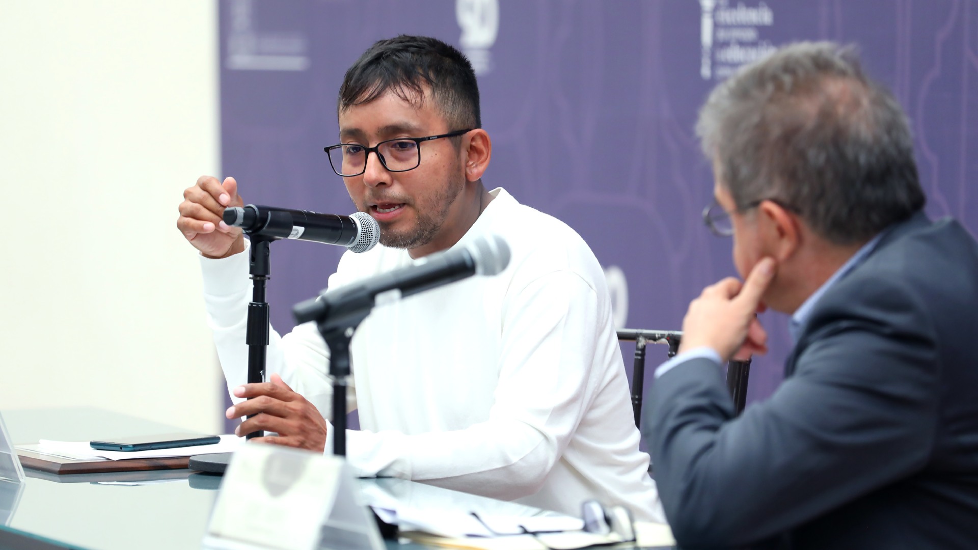 Reconoce poeta premiado su proceso creativo y motivos de su obra