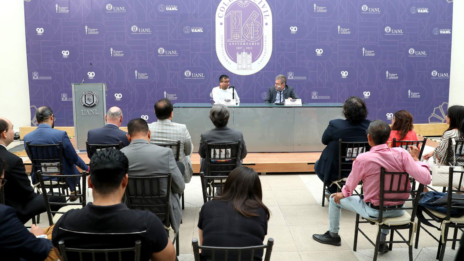 Reconoce poeta premiado su proceso creativo y motivos de su obra