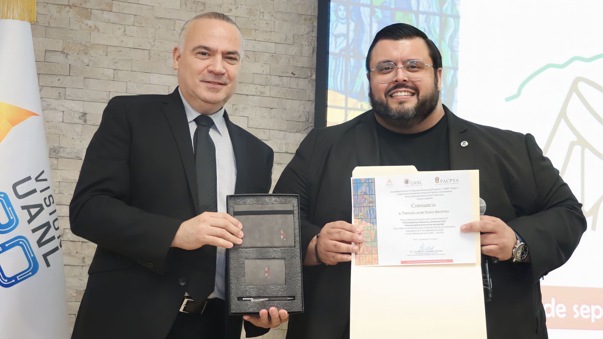 Abordan en congreso aplicación de inteligencia artificial en la educación