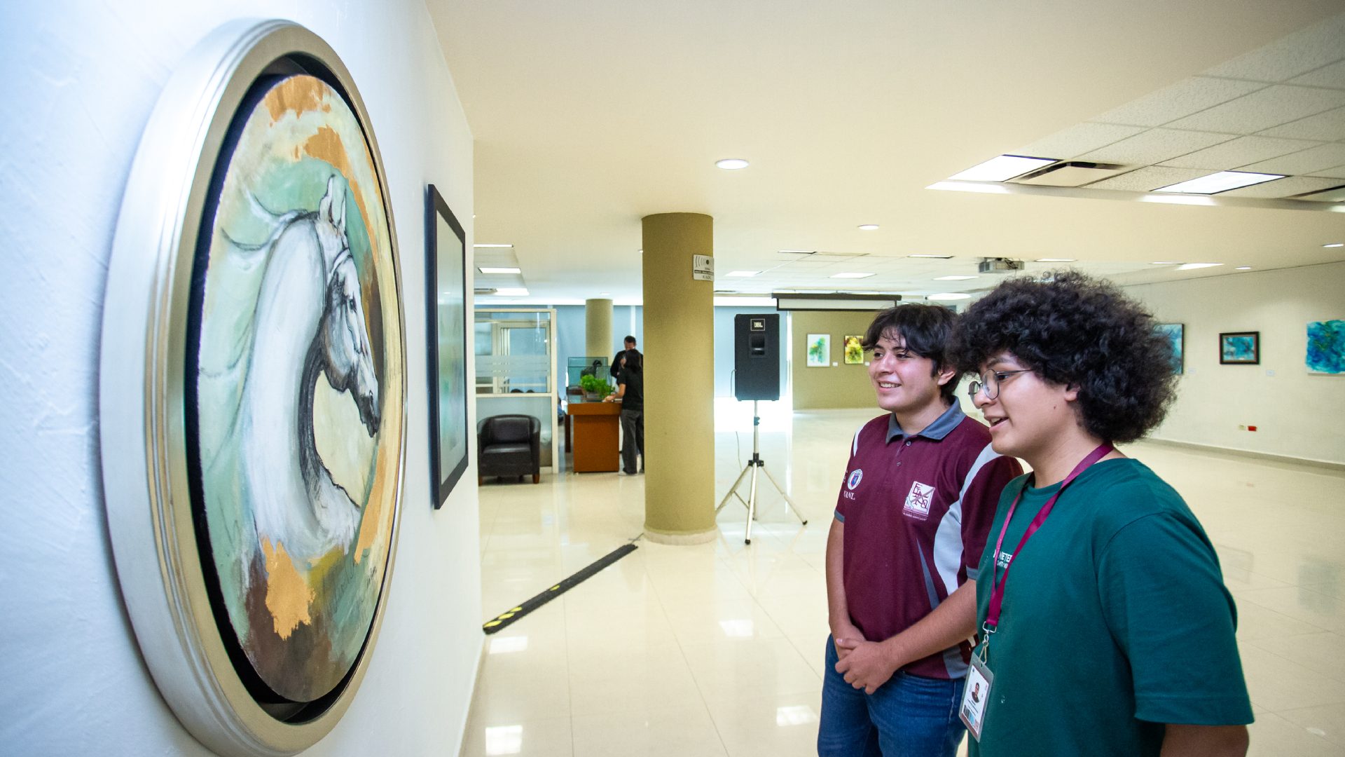 Una biblioteca ideal para el estudio y el arte