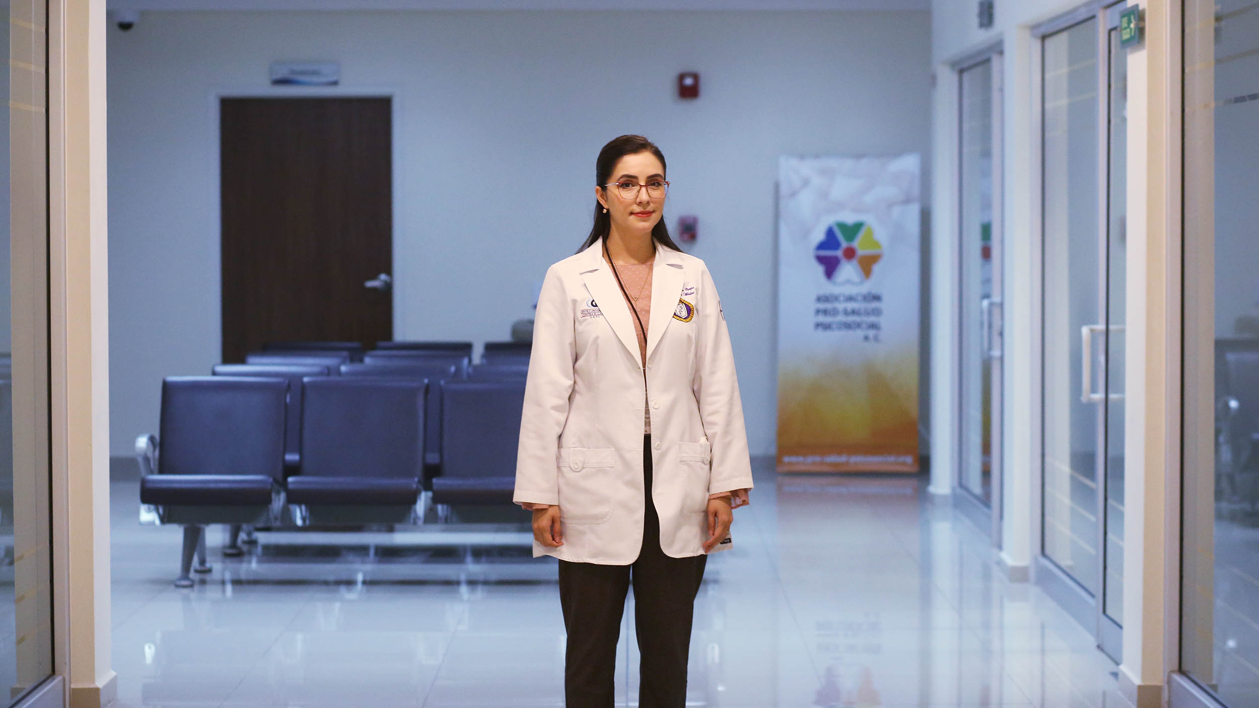 Recomienda experta de UANL revisión personal y especializada para combatir el cáncer de mama