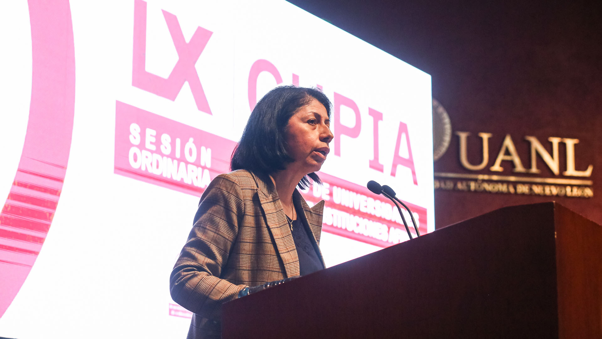 Sesionan en UANL rectores de universidades e institutos públicos de México
