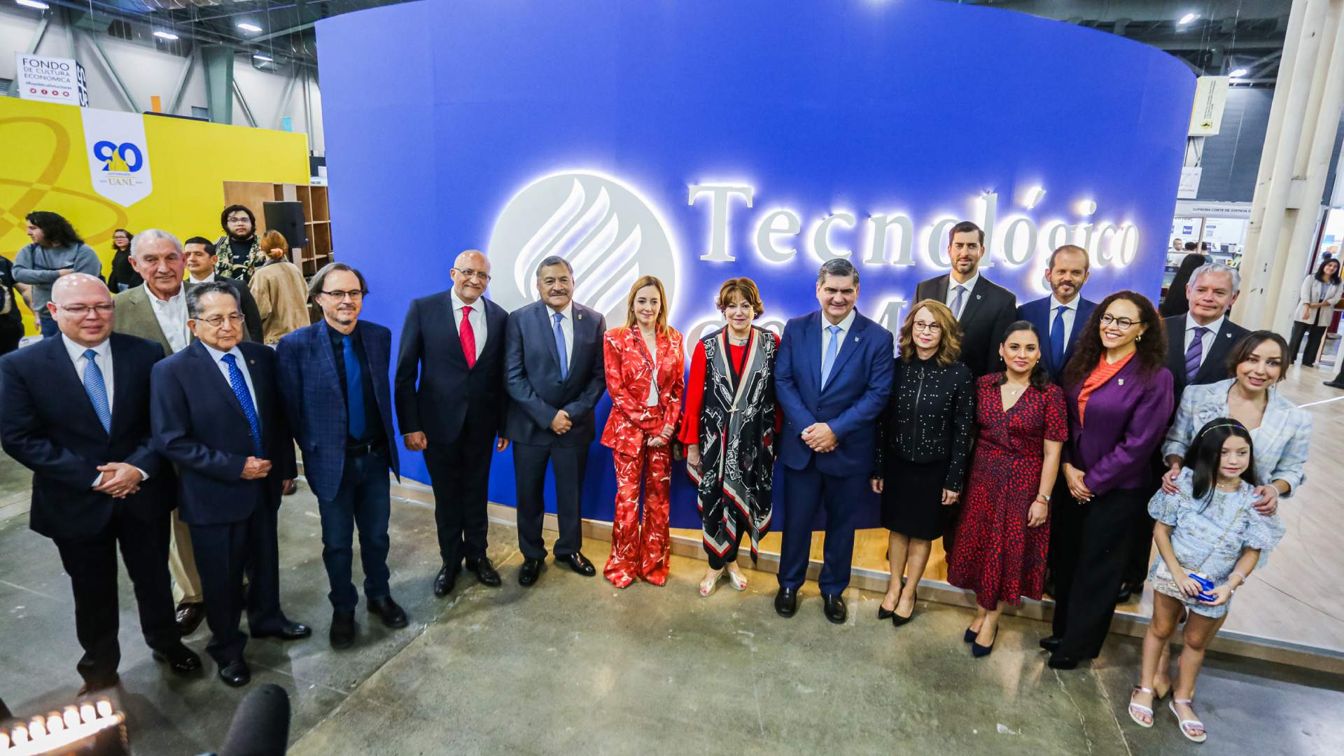 Inauguran FIL Monterrey con UANL como invitada de honor
