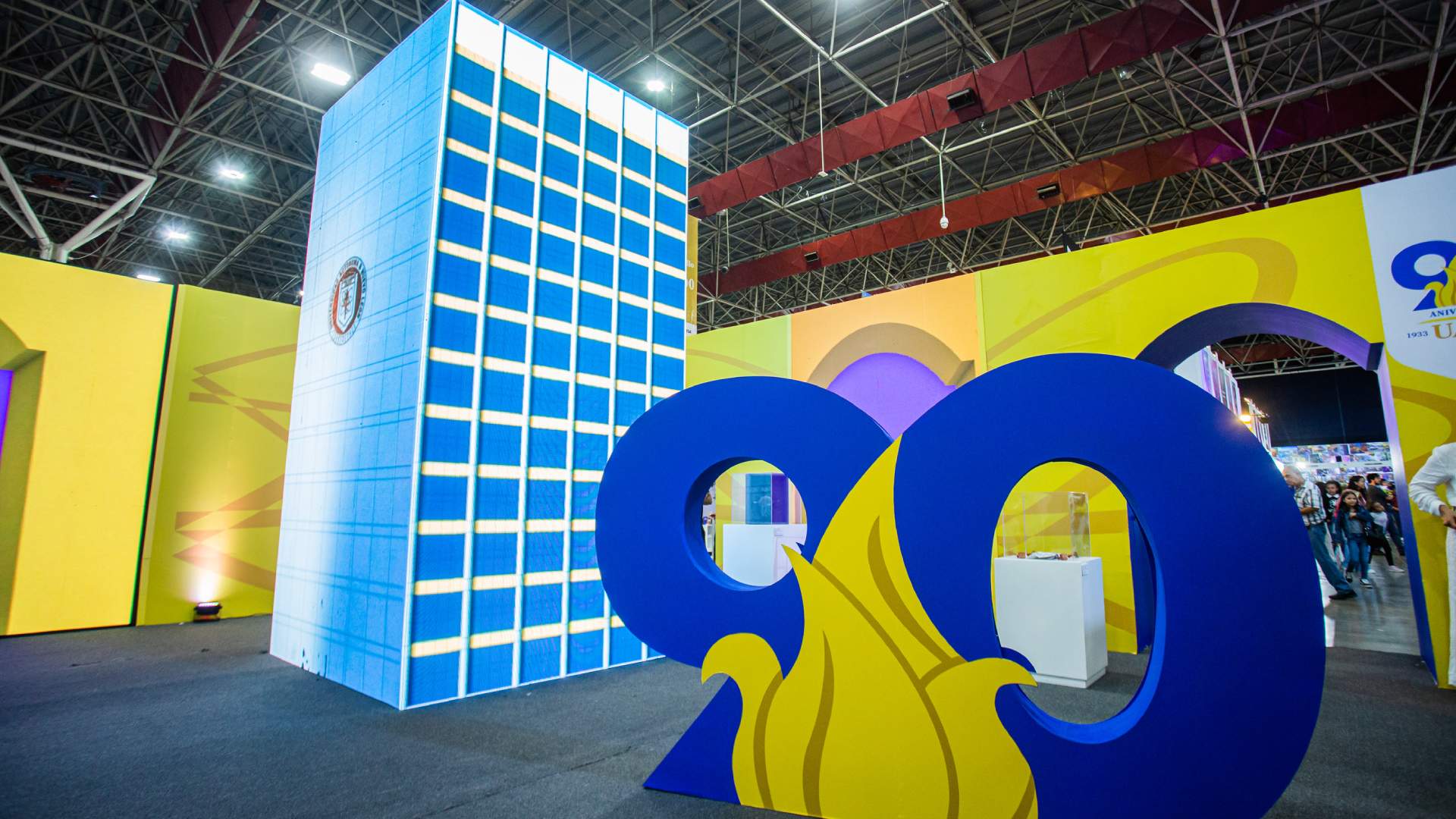 Inauguran FIL Monterrey con UANL como invitada de honor