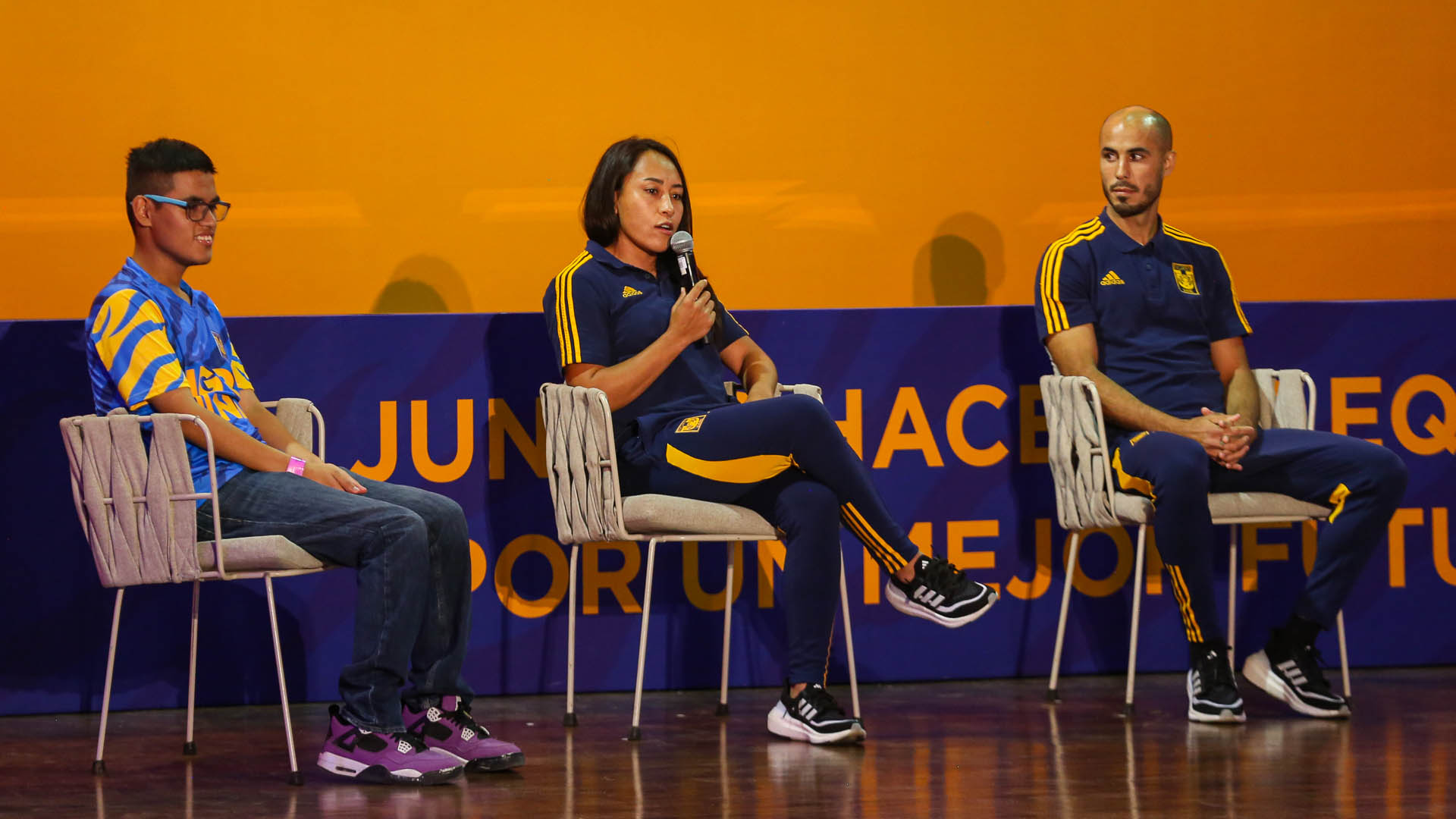 Muestra Tigres informe de responsabilidad social