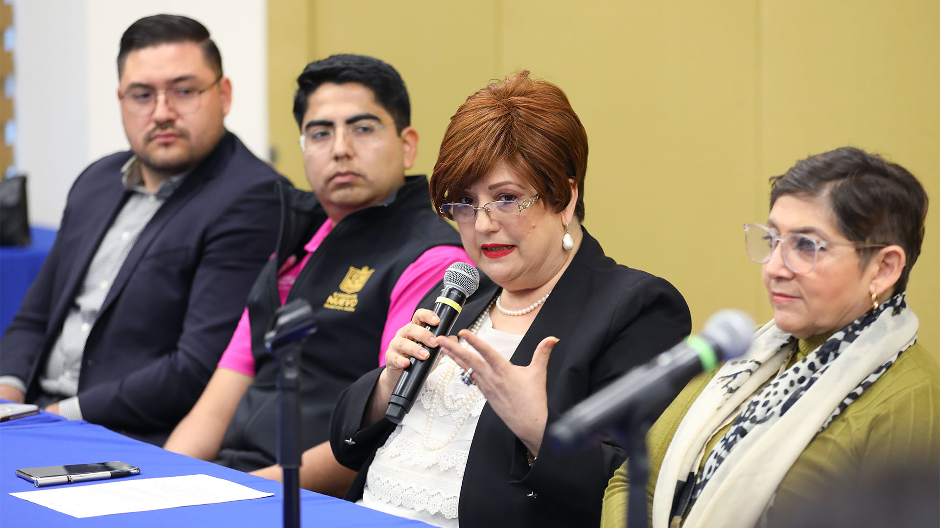 Suma UANL 8 toneladas de alimentos a colecta de Hambre Cero NL