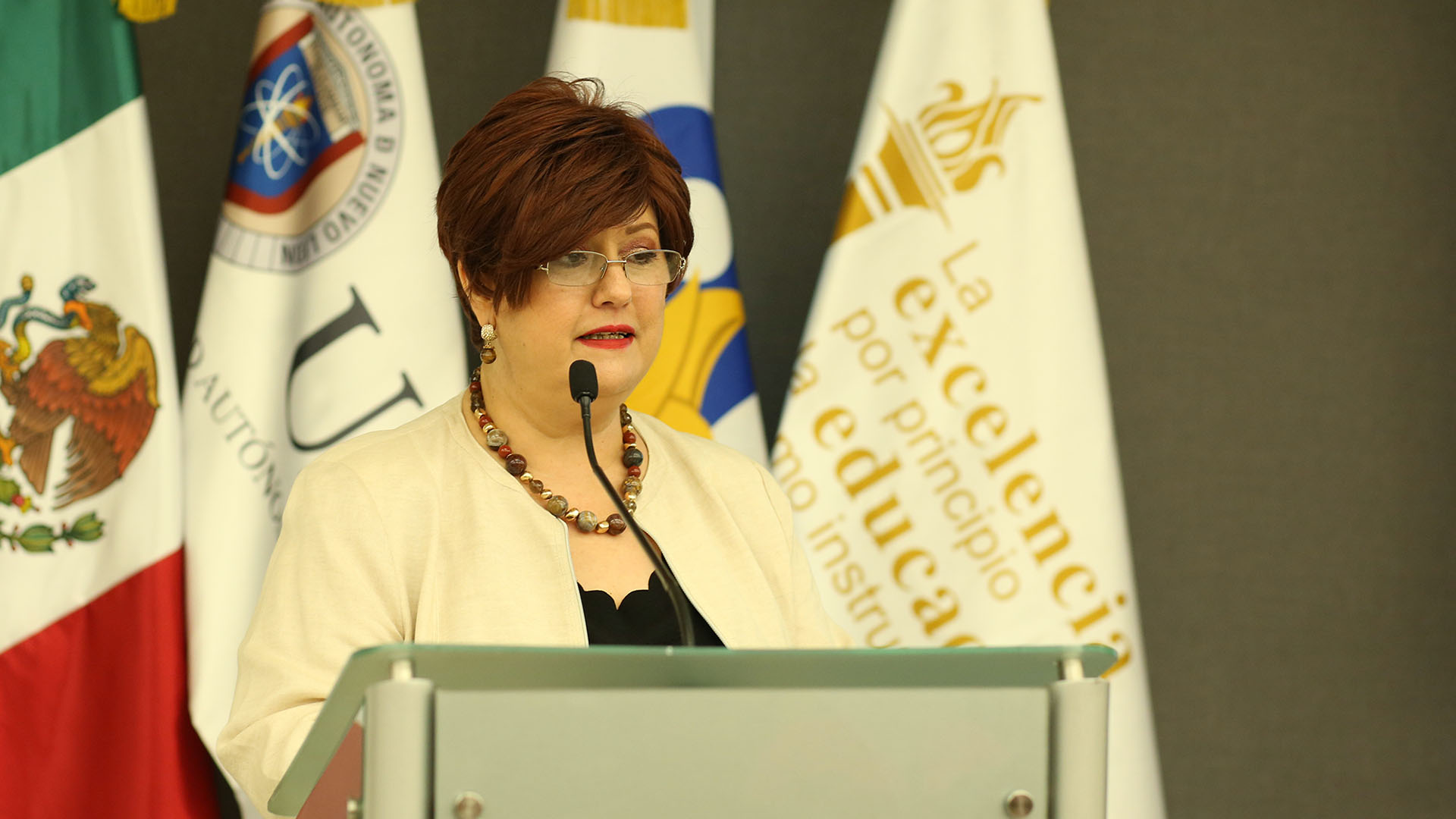Busca consolidar UANL inclusión de personas con discapacidad