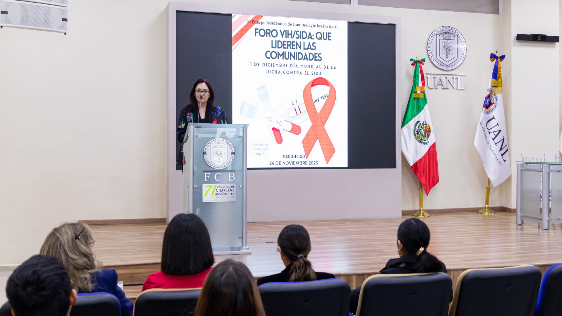 Piden en foro mantener VIH/Sida en la agenda pública