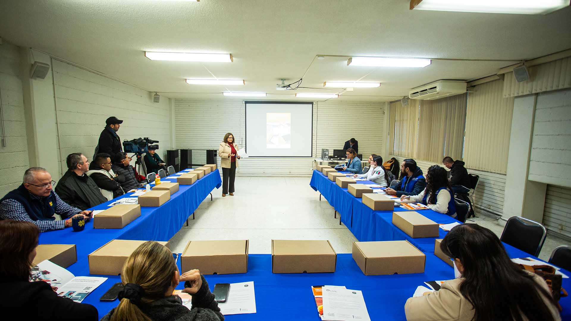 Buscan que Nuevo León adopte expediente digital de salud de migrantes