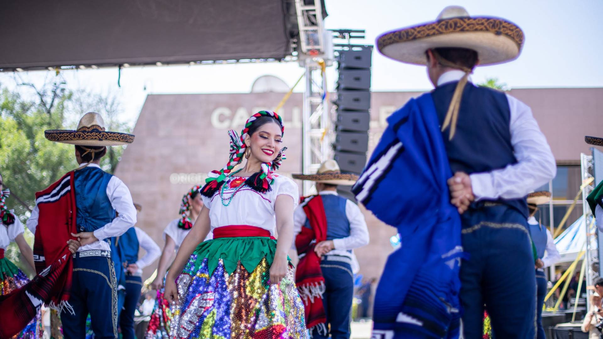 Premio a las Artes lo inspira a seguir formando a jóvenes en la danza
