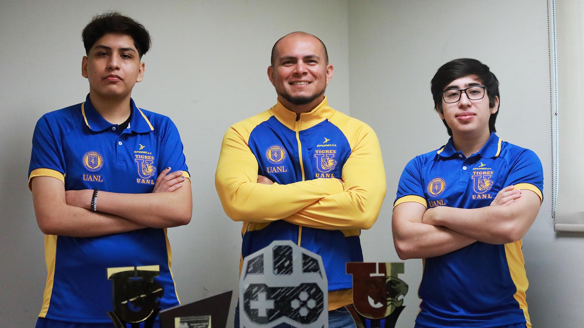 Conquista Tigres e-sports campeonato de la College Collision