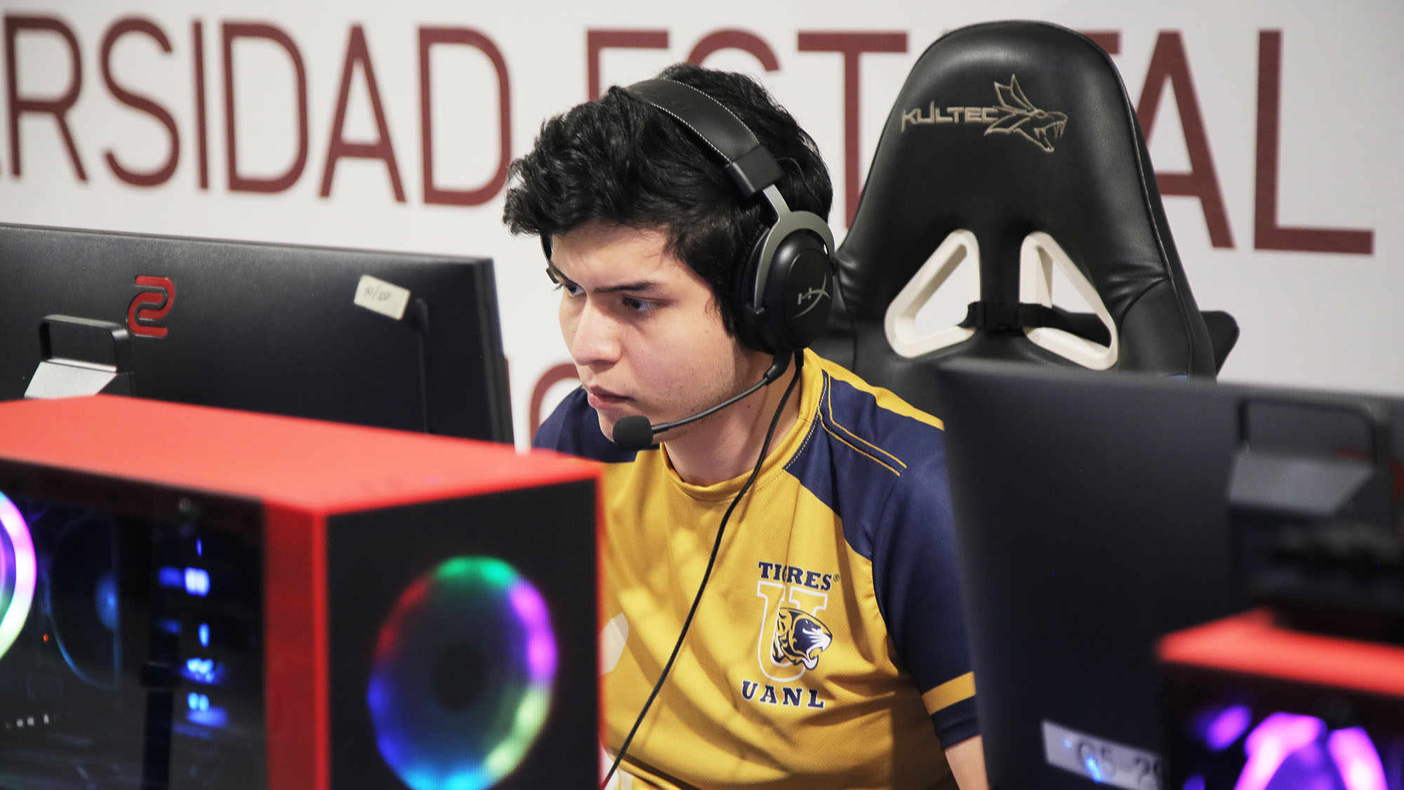 Conquista Tigres e-sports campeonato de la College Collision