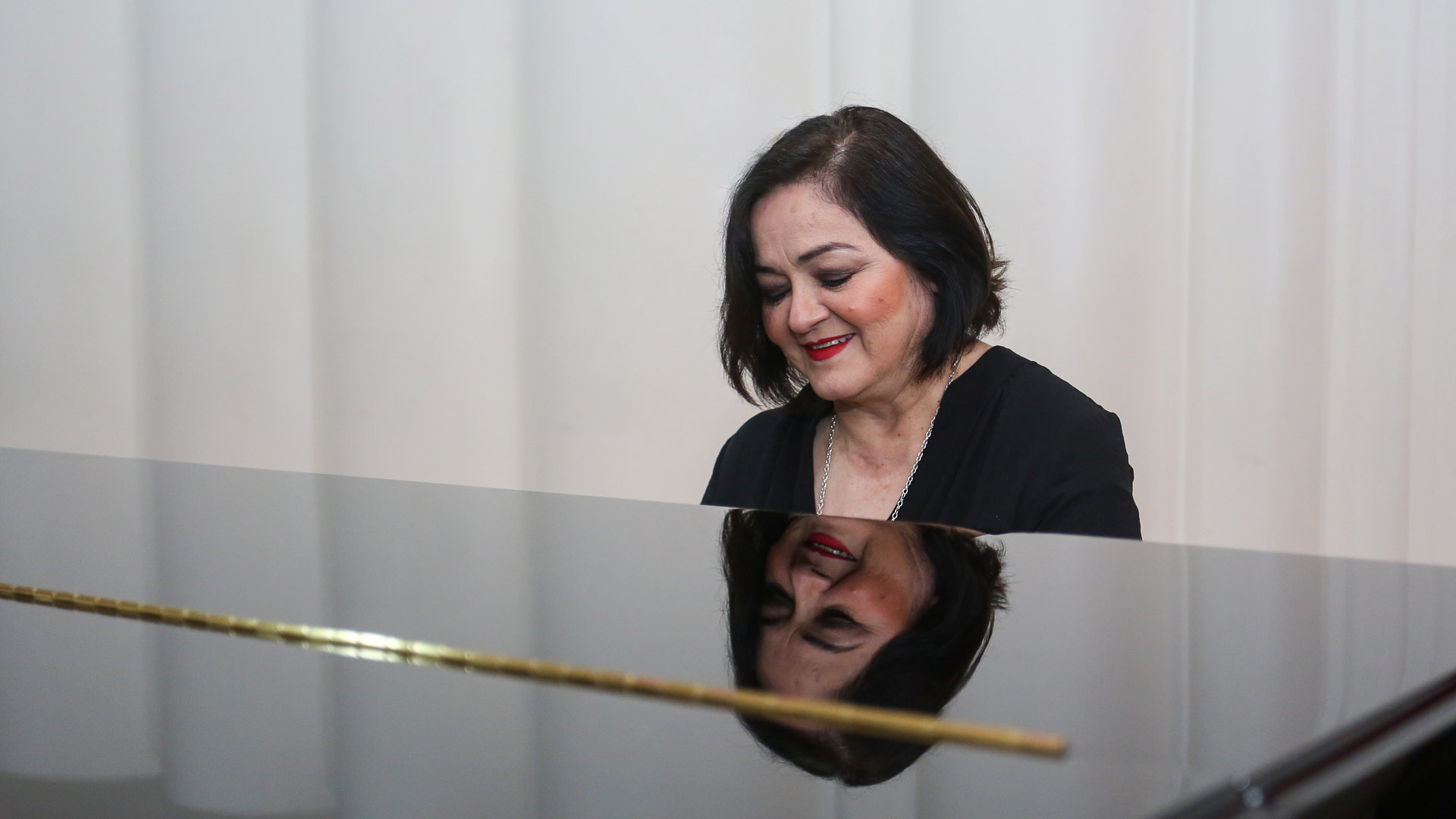 Reconoce UANL entrega de Ivet Pérez al canto con el Premio a las Artes 2023