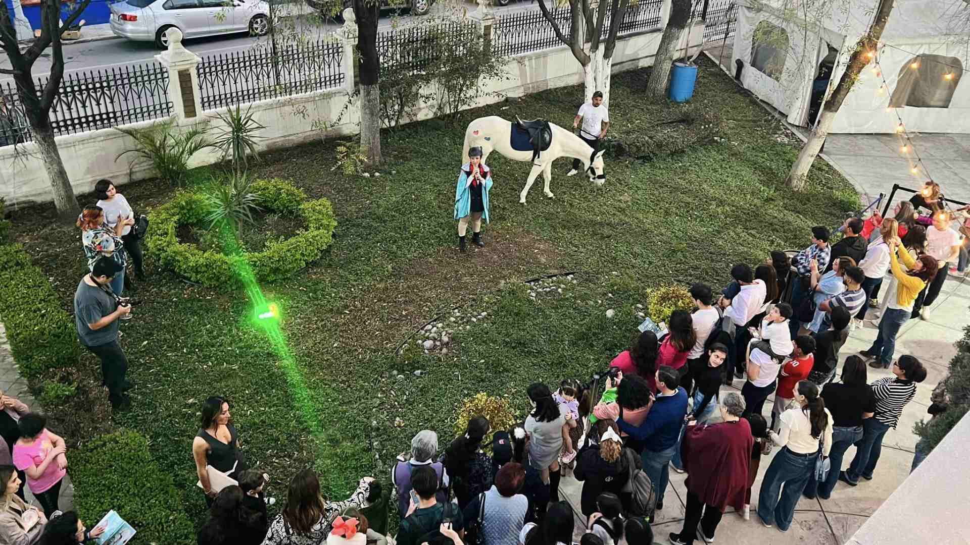 Presenta cuento historia de la yegua Lúa