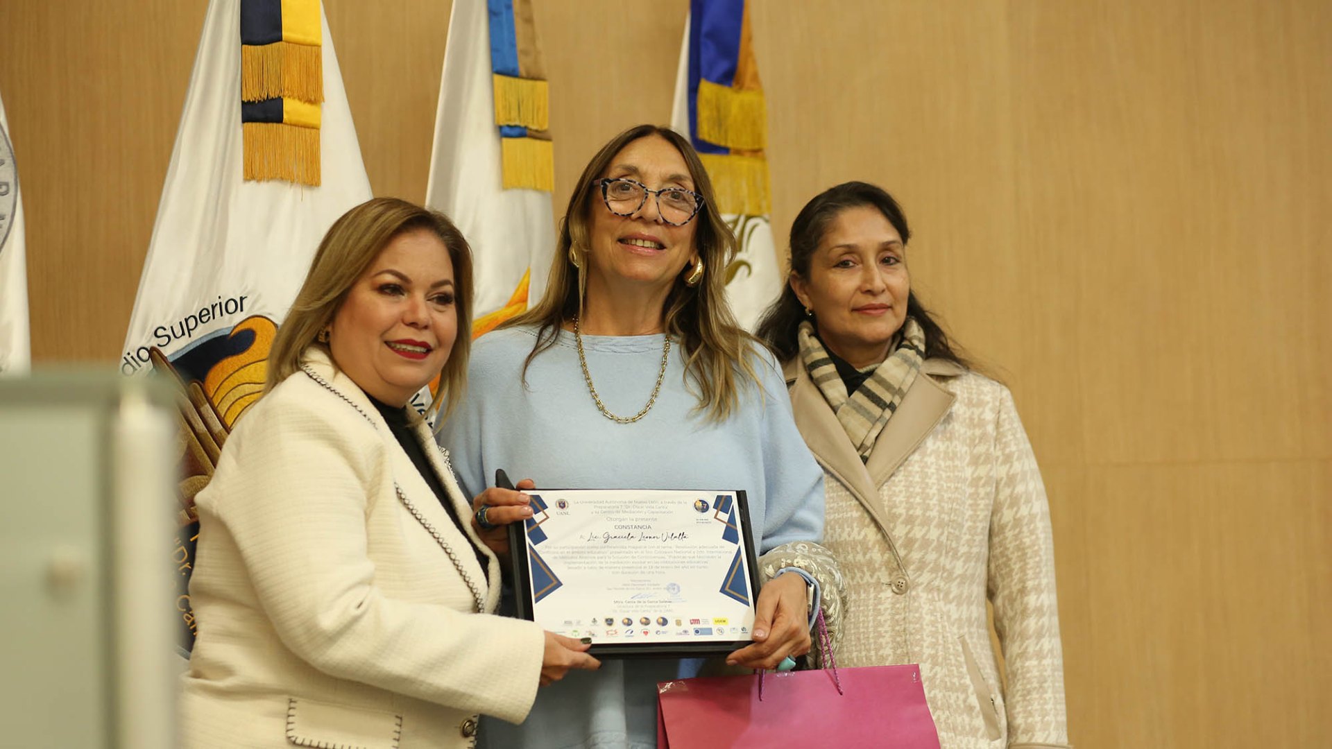 Pugnan por la mediación como solución de conflictos educativos