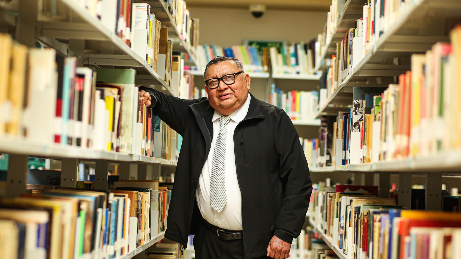 Reviven con anécdotas cinco décadas del Colegio de Historia de la FFYL