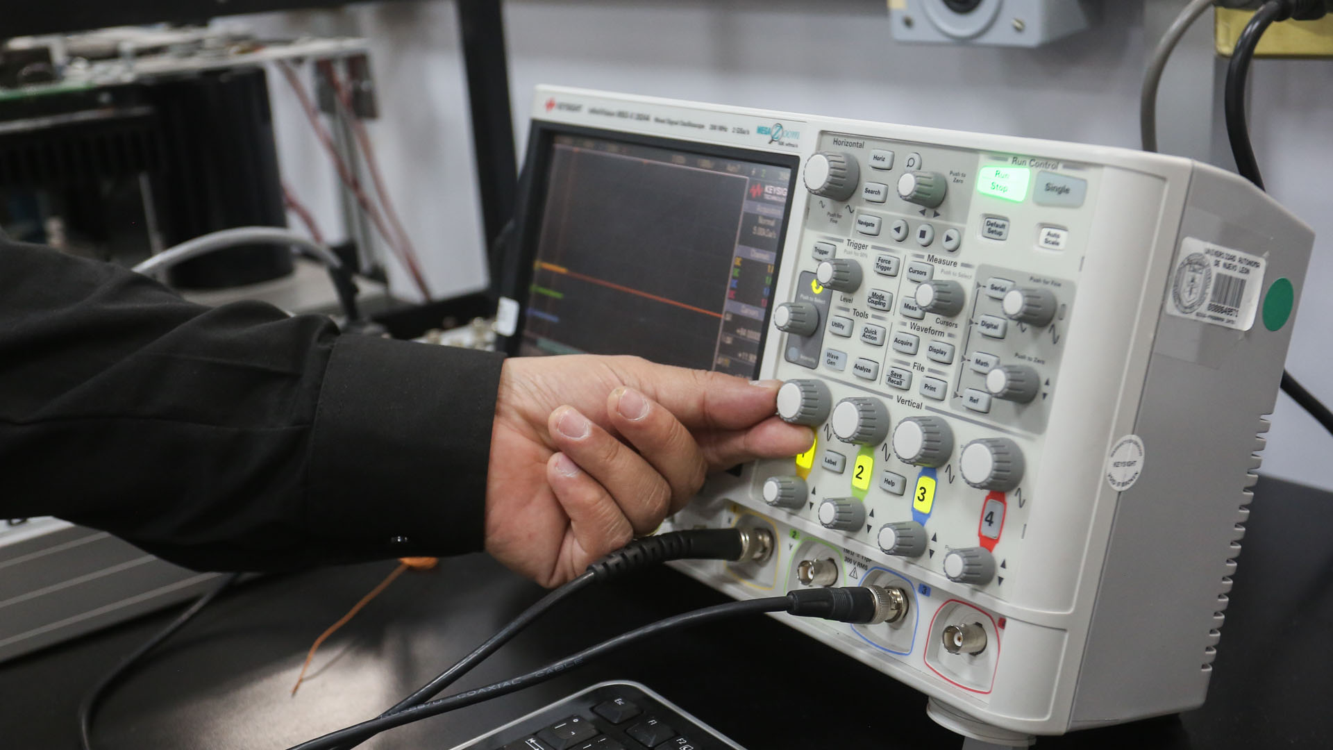 Suma UANL a su oferta educativa ingeniería en electromovilidad