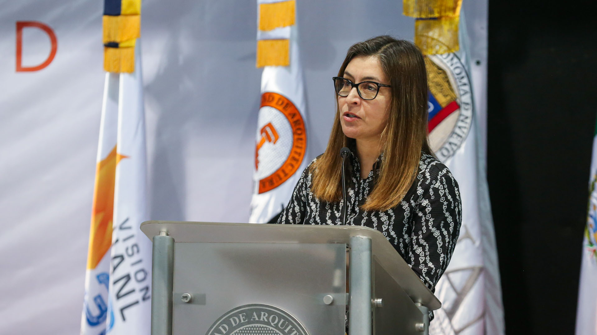 Premia FARQ a alumnos triunfadores en concursos académicos de 2023