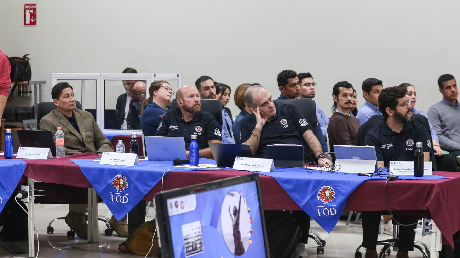 Presentan tendencias académicas en ciencias del deporte