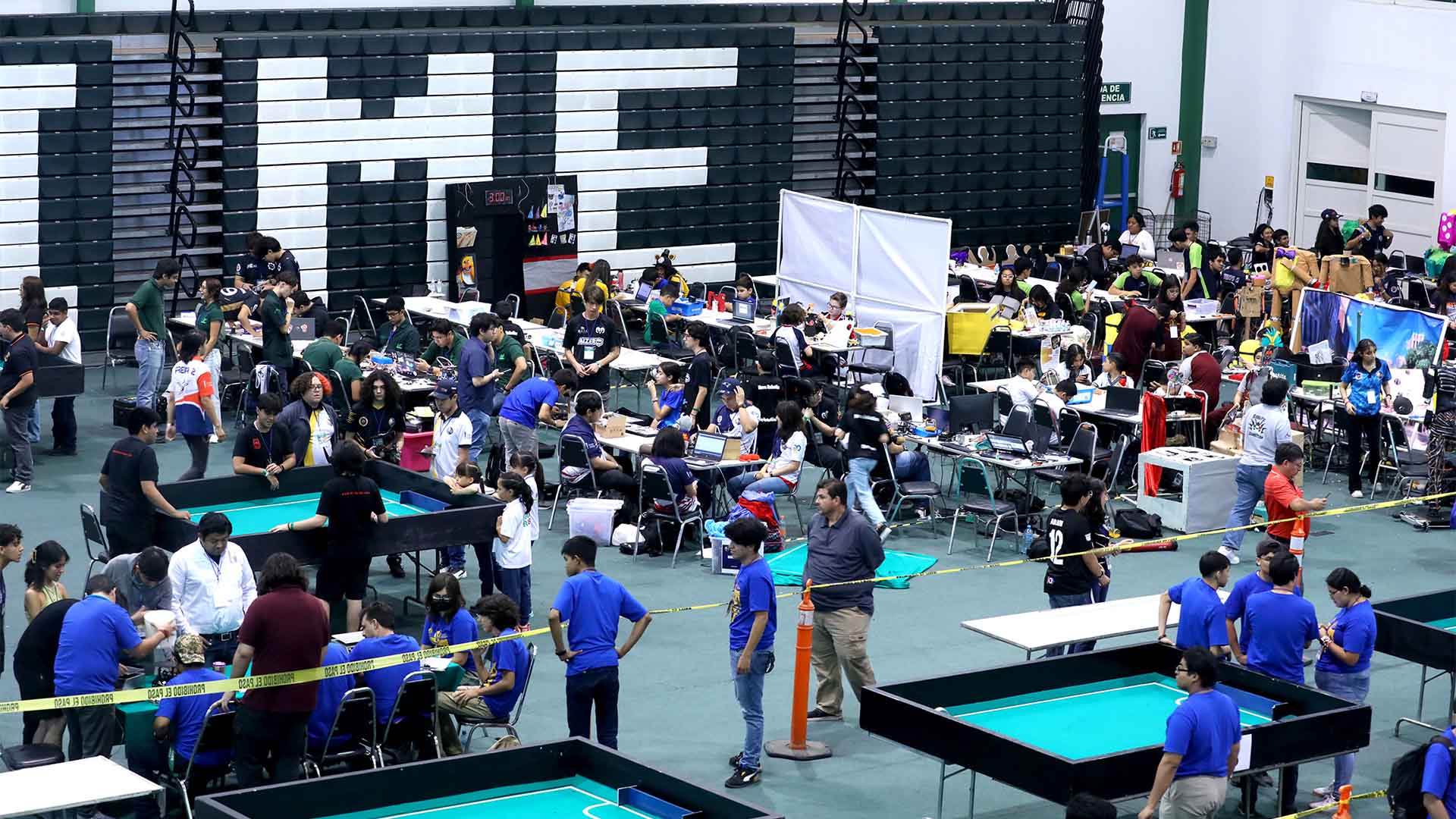 Desafía robótica a competidores en torneo nacional realizado en UANL